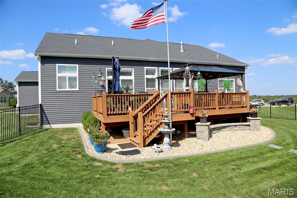 Wentzville, Missouri, 63385, United States, 3 Bedrooms Bedrooms, ,3 BathroomsBathrooms,Residential,For Sale,1958950