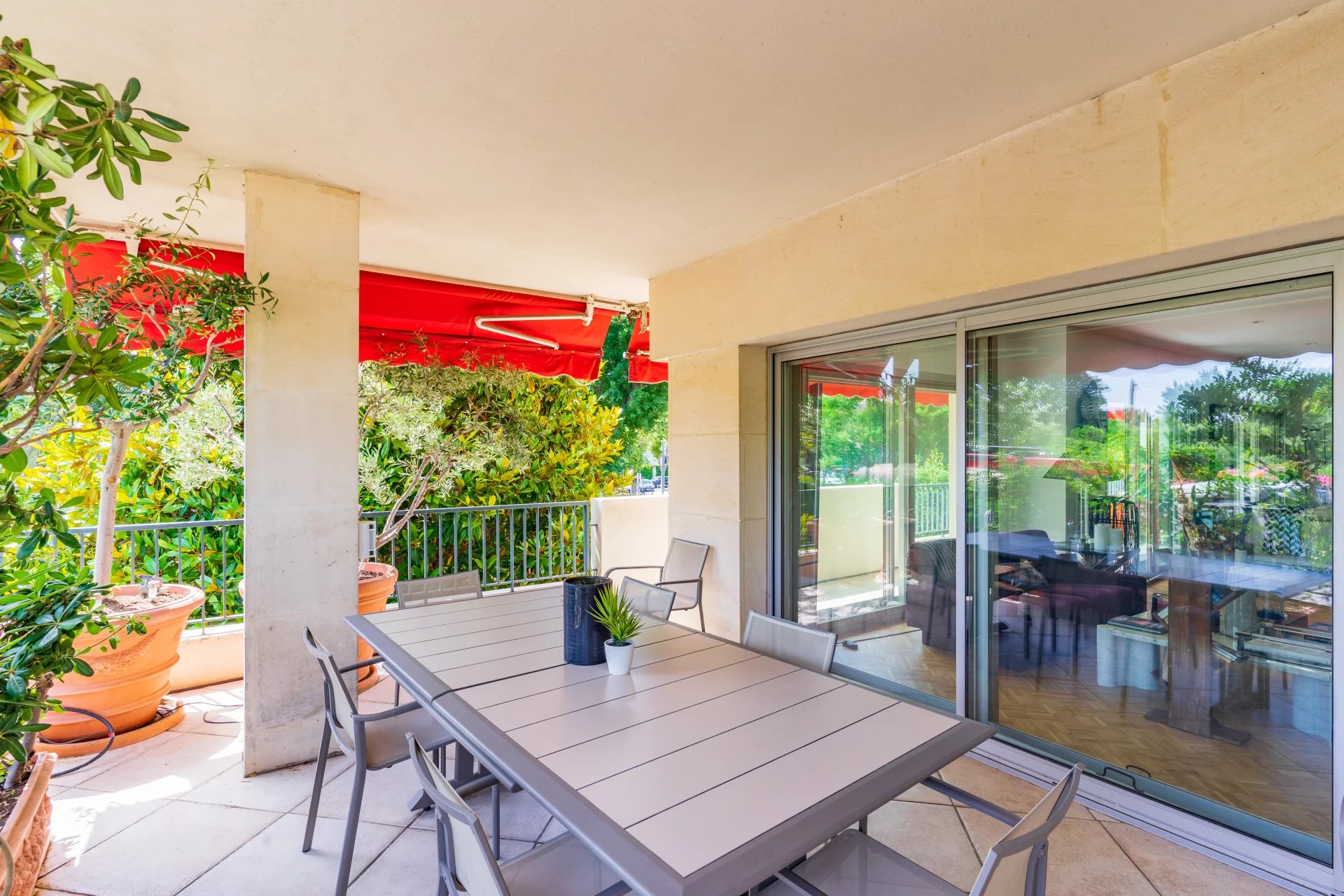 Marseille 8ème, Provence-Alpes-Côte d’Azur, 13008, FR, 3 Bedrooms Bedrooms, ,2 BathroomsBathrooms,Residential,For Sale,1560753