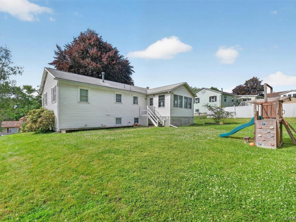 Wappingers Falls, New York, 12590, United States, 4 Bedrooms Bedrooms, ,2 BathroomsBathrooms,Residential,For Sale,2049359