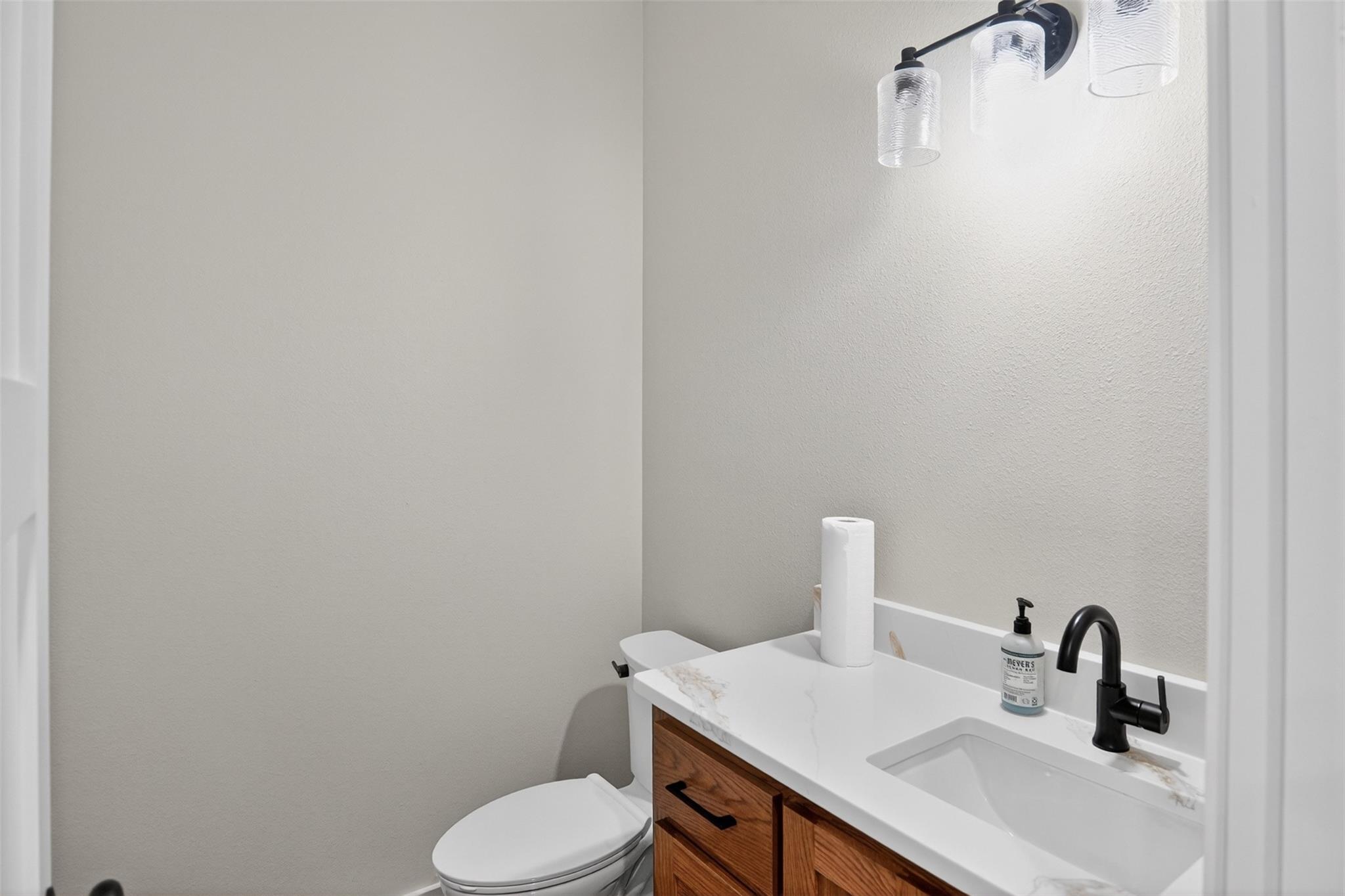 Paris, Texas, 75462, United States, 4 Bedrooms Bedrooms, ,4 BathroomsBathrooms,Residential,For Sale,2049414