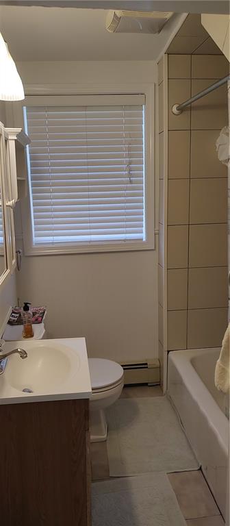 Providence, Rhode Island, 02908, United States, 3 Bedrooms Bedrooms, ,2 BathroomsBathrooms,Residential,For Sale,2005166