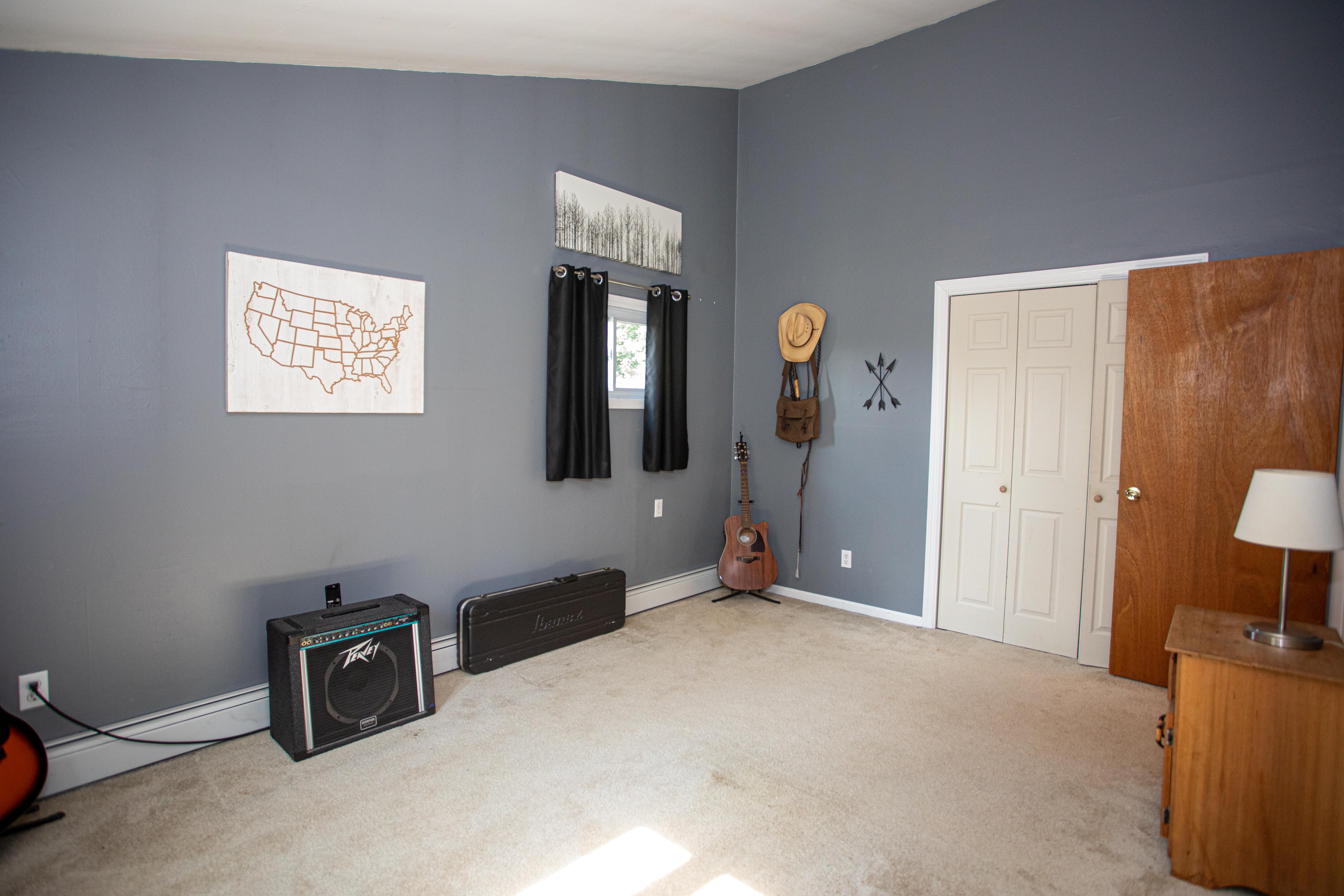 Parlin, New Jersey, 08859, United States, 3 Bedrooms Bedrooms, ,2 BathroomsBathrooms,Residential,For Sale,1915200