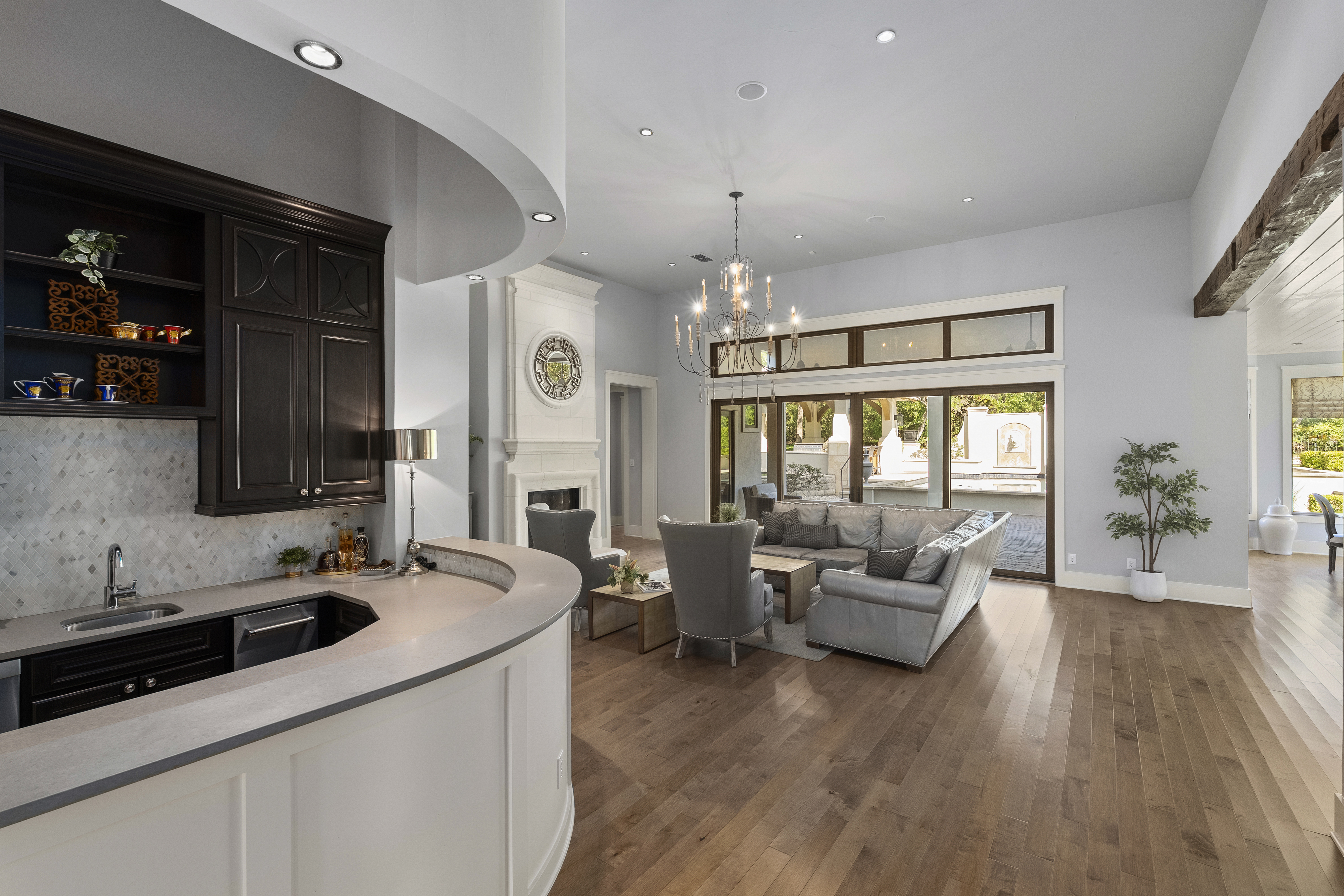  Extraordinary Estate in The Dominion with Dual Residences - 物件實景
