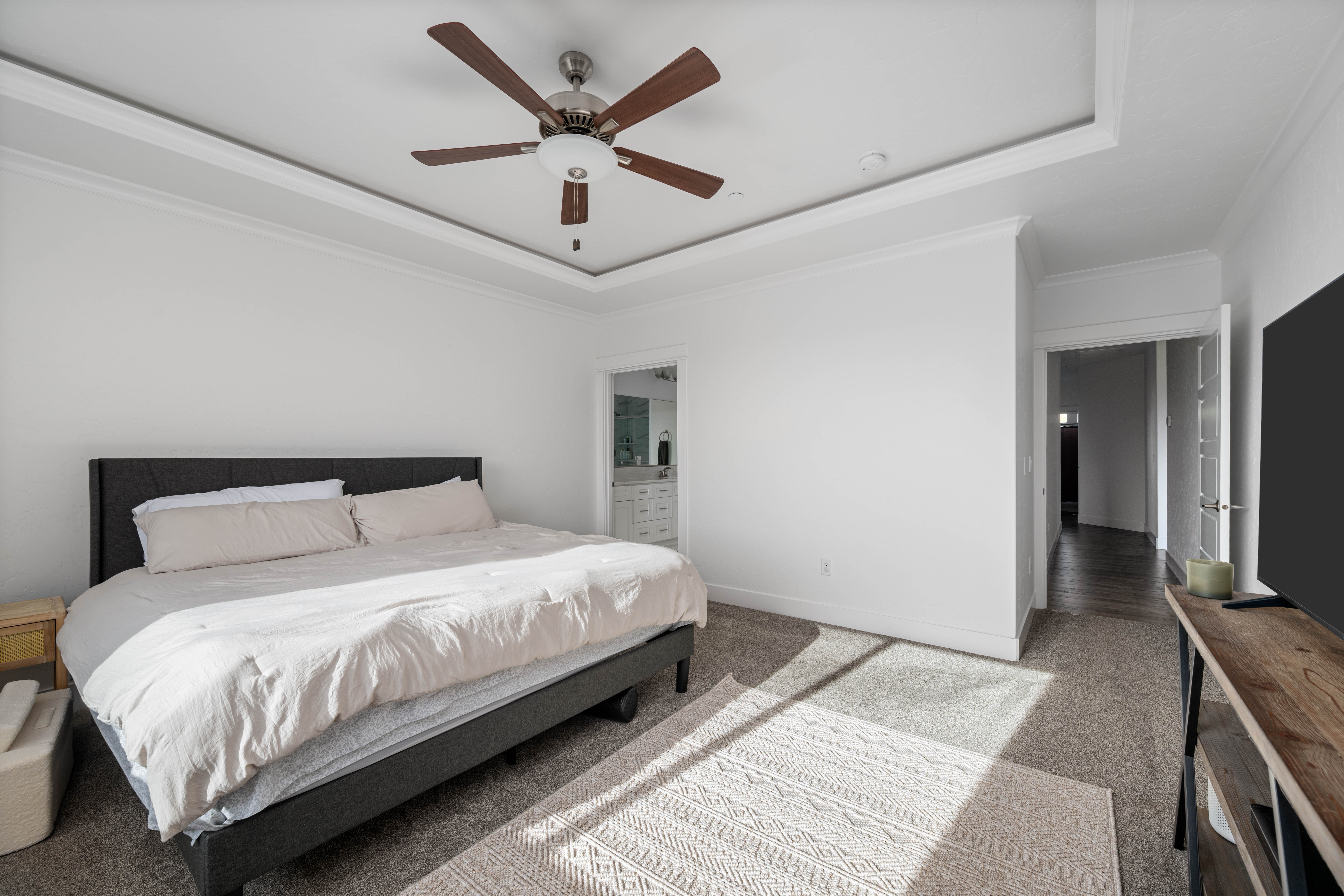  Like NEW - Rambler + Bonus Room - 物件實景