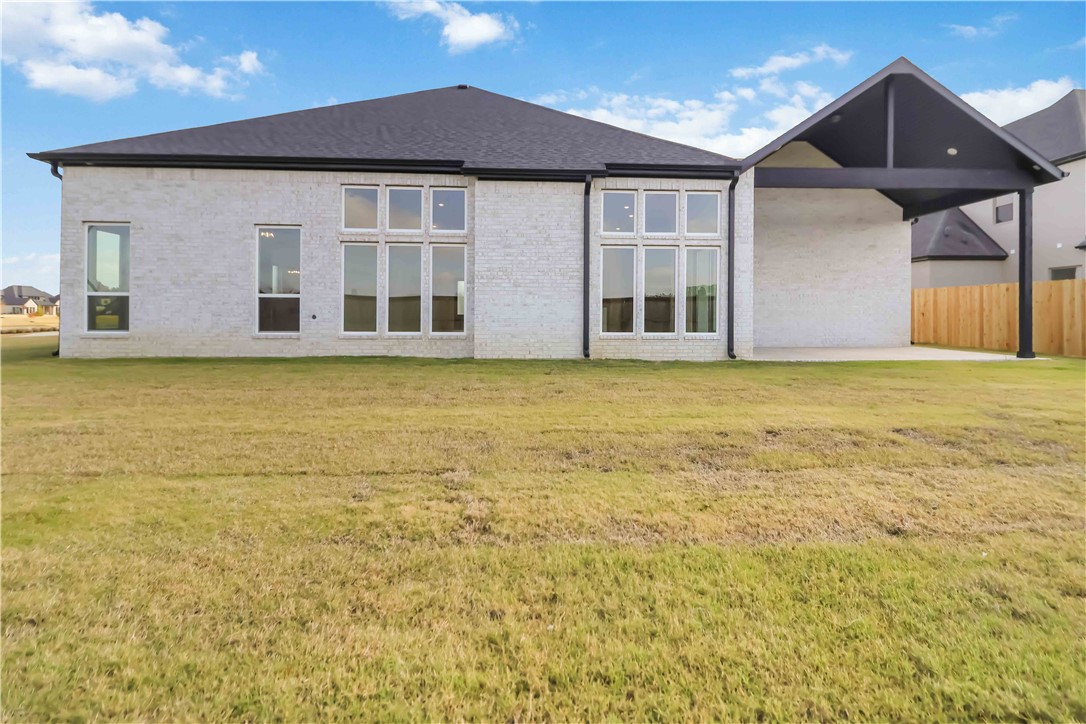 Bentonville, Arkansas, 72713, United States, 4 Bedrooms Bedrooms, ,3 BathroomsBathrooms,Residential,For Sale,1989586