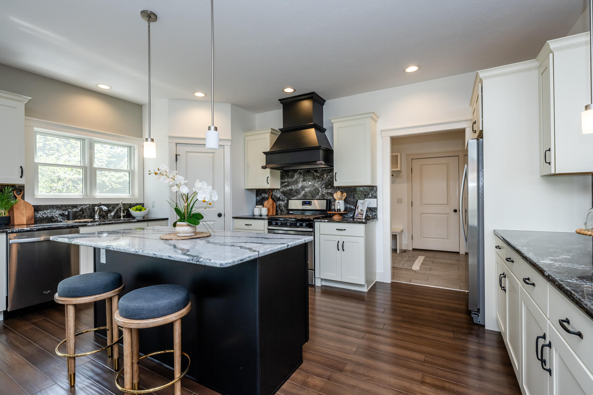 Berrien Springs, Michigan, 49103, United States, 4 Bedrooms Bedrooms, ,4 BathroomsBathrooms,Residential,For Sale,2005199