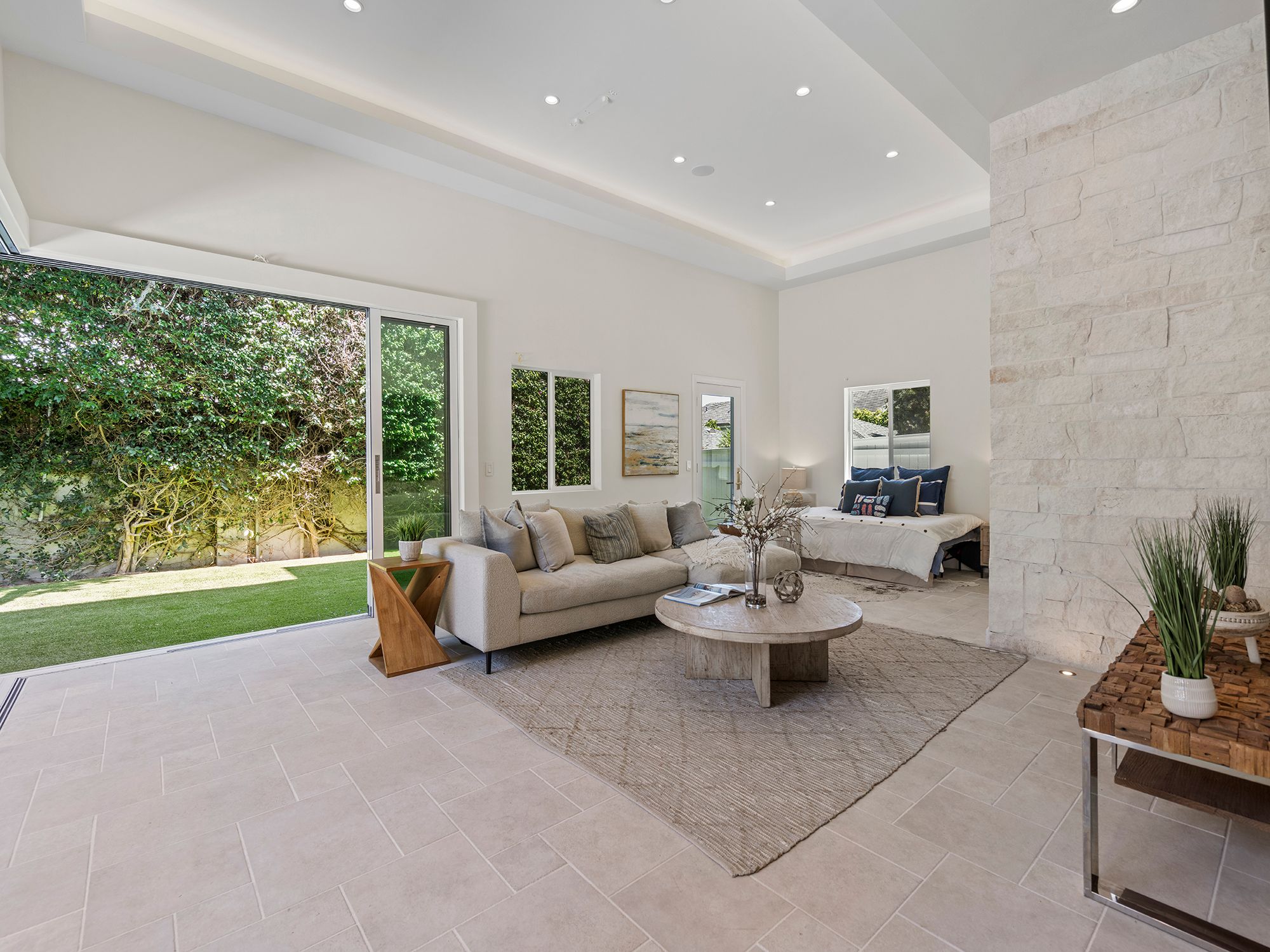  2300 John Street, Manhattan Beach, CA 90266 - 物件實景