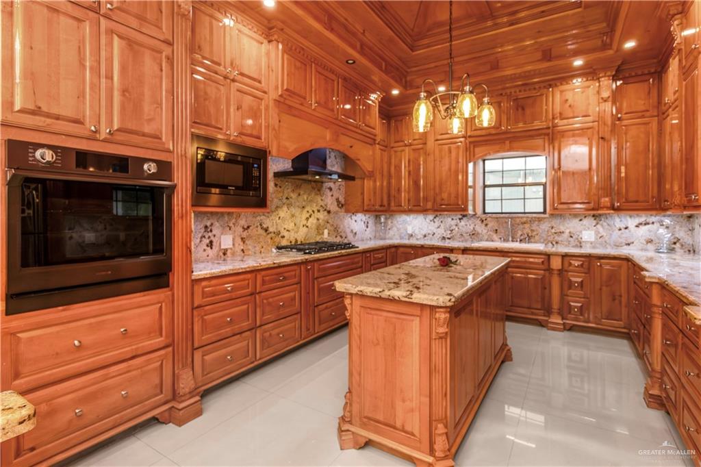 2204 E Trenton Road, Edinburg, Texas, 78542, United States, 7 Bedrooms Bedrooms, ,7 BathroomsBathrooms,Residential,For Sale,2204 E Trenton Road,1638418