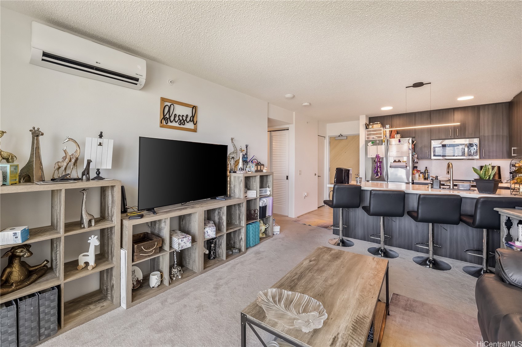 Honolulu, Hawaii, 96813, United States, 2 Bedrooms Bedrooms, ,2 BathroomsBathrooms,Residential,For Sale,1766730