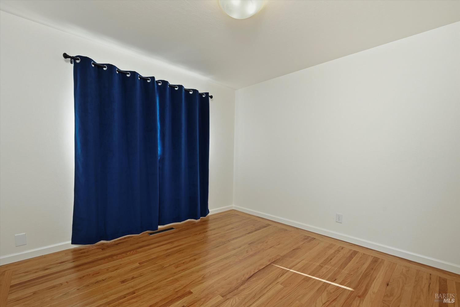 Santa Rosa, California, 95404, United States, 3 Bedrooms Bedrooms, ,2 BathroomsBathrooms,Residential,For Sale,1986551