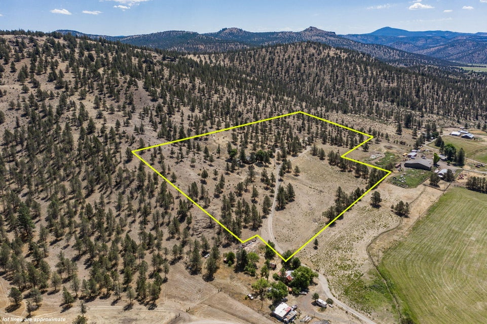 Prineville, Oregon, 97754, United States, 3 Bedrooms Bedrooms, ,3 BathroomsBathrooms,Residential,For Sale,1850319