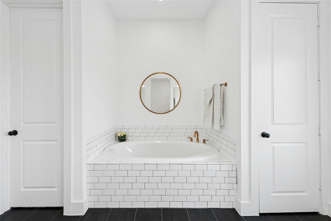 Georgetown, Texas, 78628, United States, 4 Bedrooms Bedrooms, ,4 BathroomsBathrooms,Residential,For Sale,1967057