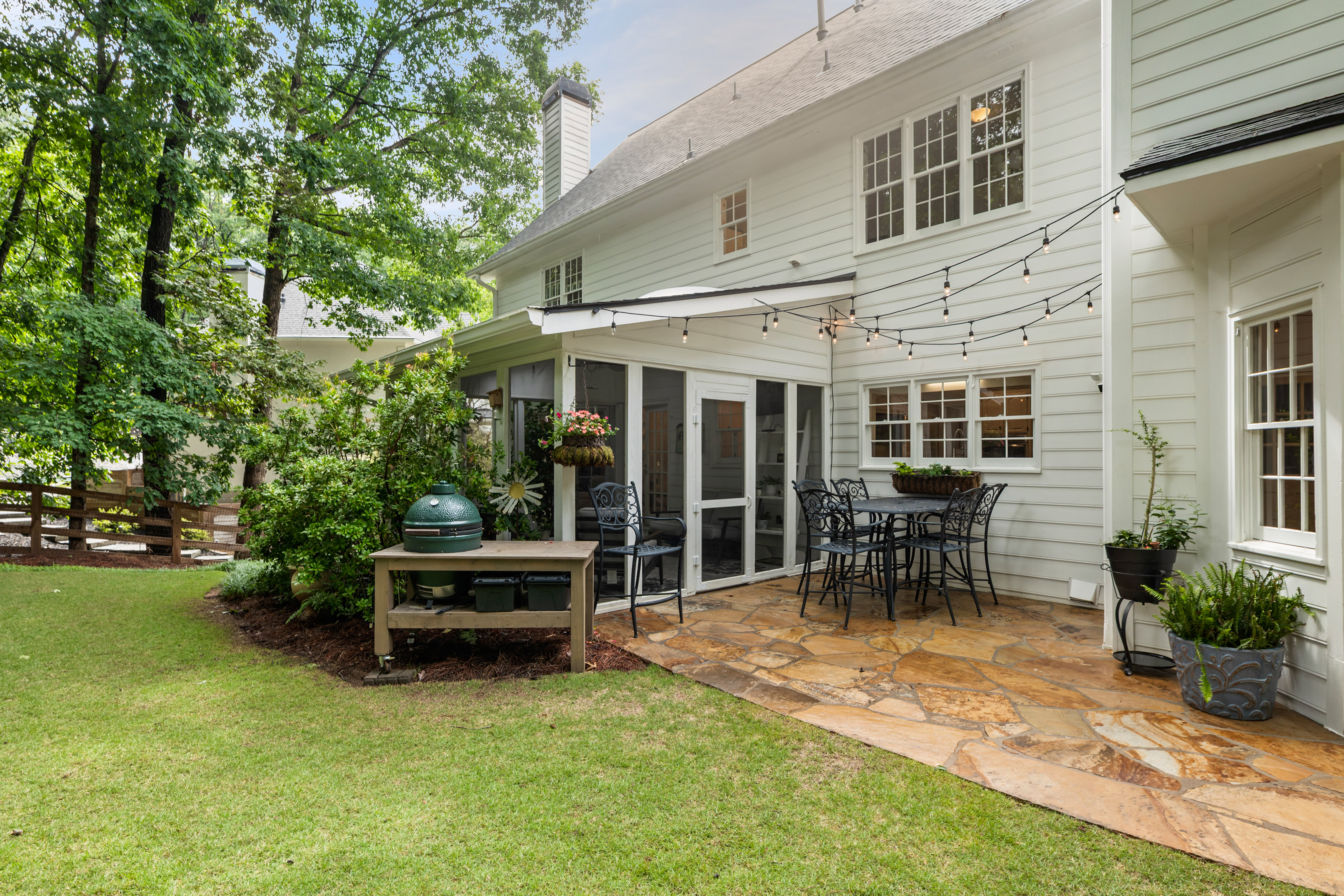  Beautifully Updated Brick Home on Quiet Cul-de-sac in Desirable Horseshoe Bend - 物件實景