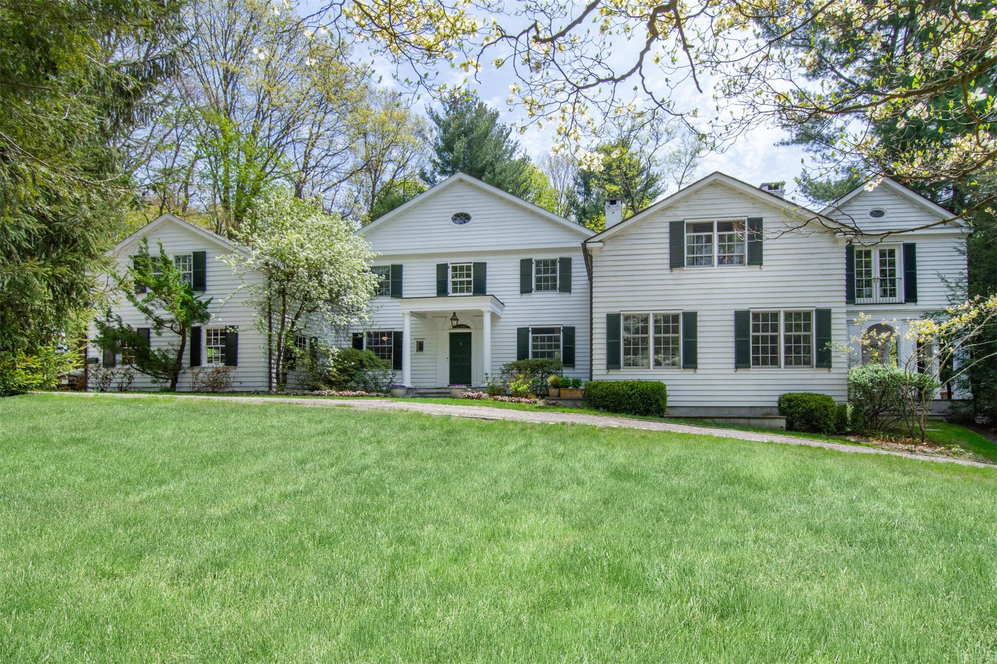 Dobbs Ferry, New York, 10522, United States, 5 Bedrooms Bedrooms, ,5 BathroomsBathrooms,Residential,For Sale,1793718