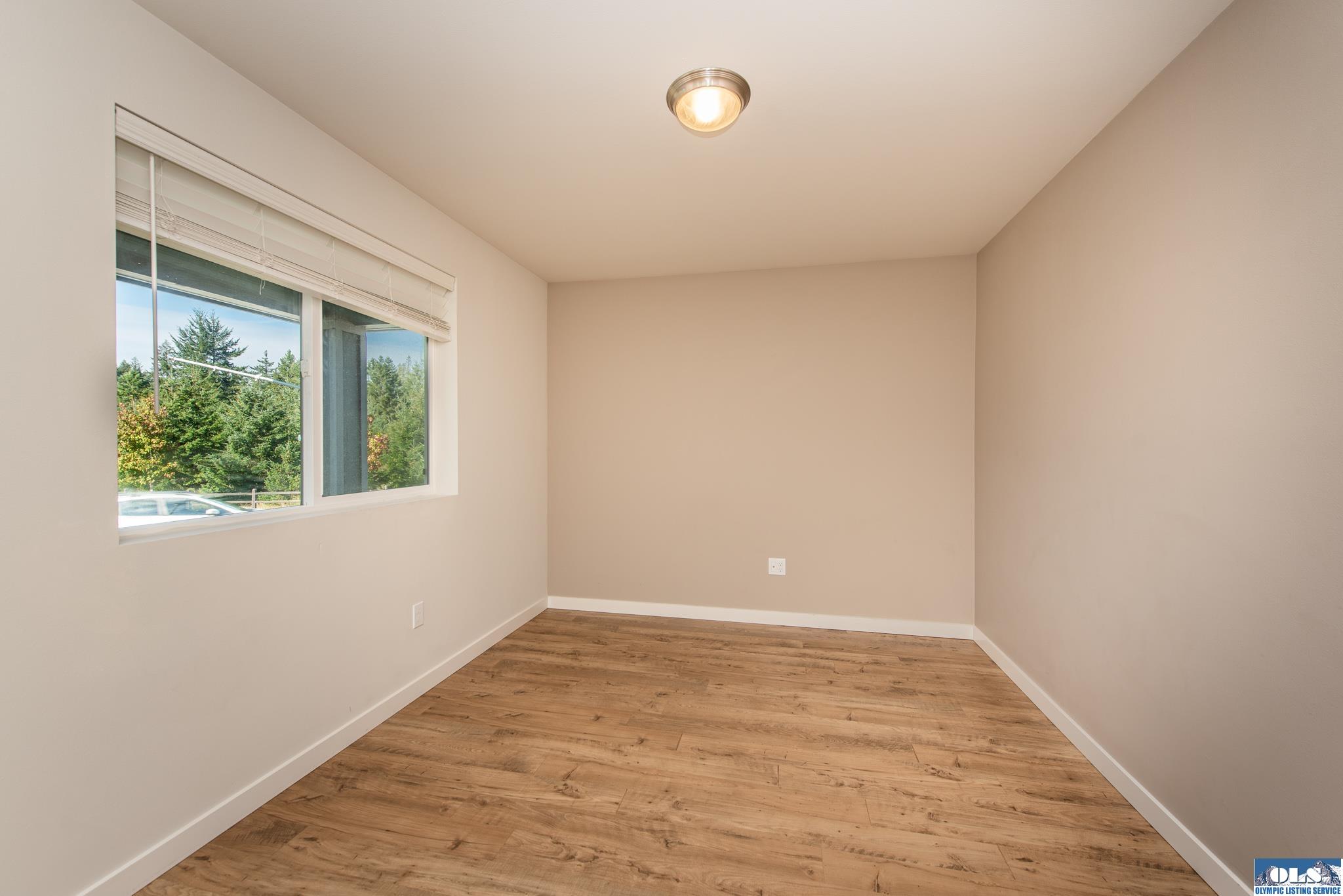 Port Angeles, Washington, 98362, United States, 3 Bedrooms Bedrooms, ,2 BathroomsBathrooms,Residential,For Sale,1964225