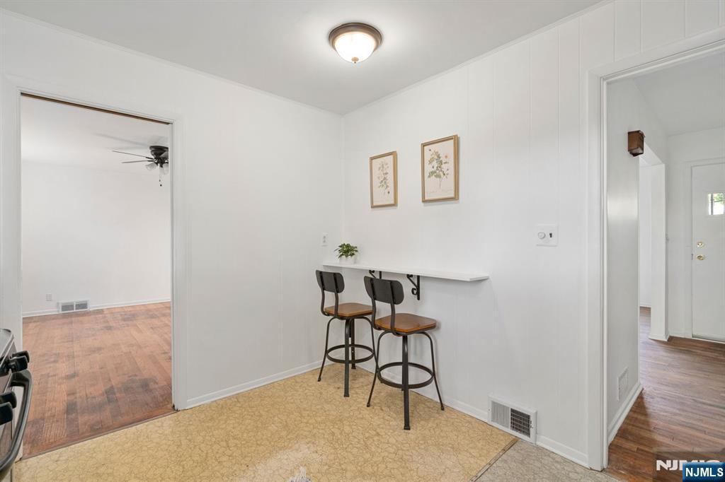 Midland Park, New Jersey, 07432, United States, 3 Bedrooms Bedrooms, ,2 BathroomsBathrooms,Residential,For Sale,1989526