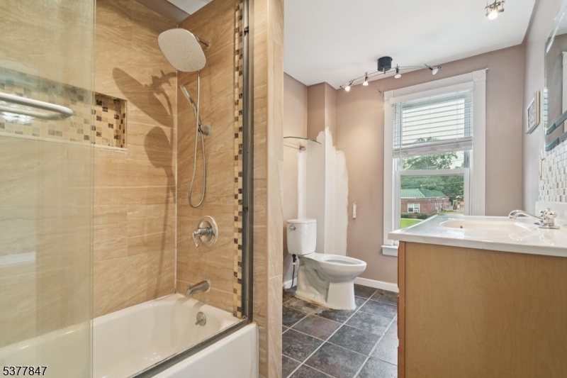 City Of Orange Twp., New Jersey, 07050, United States, 4 Bedrooms Bedrooms, ,5 BathroomsBathrooms,Residential,For Sale,1916773