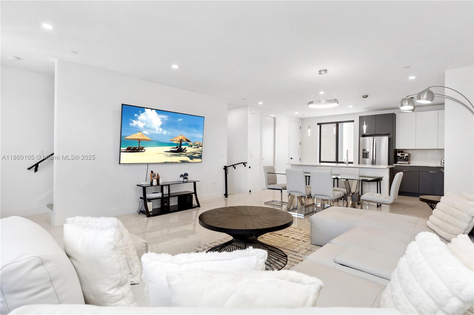 Fort Lauderdale, Florida, 33316, United States, 3 Bedrooms Bedrooms, ,4 BathroomsBathrooms,Residential,For Sale,1920890