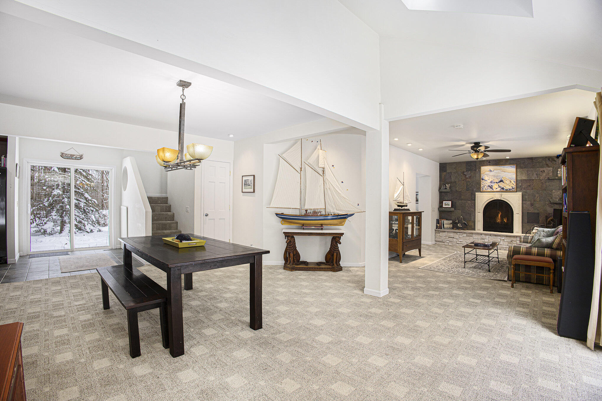 Holland, Michigan, 49423, United States, 4 Bedrooms Bedrooms, ,3 BathroomsBathrooms,Residential,For Sale,2000923