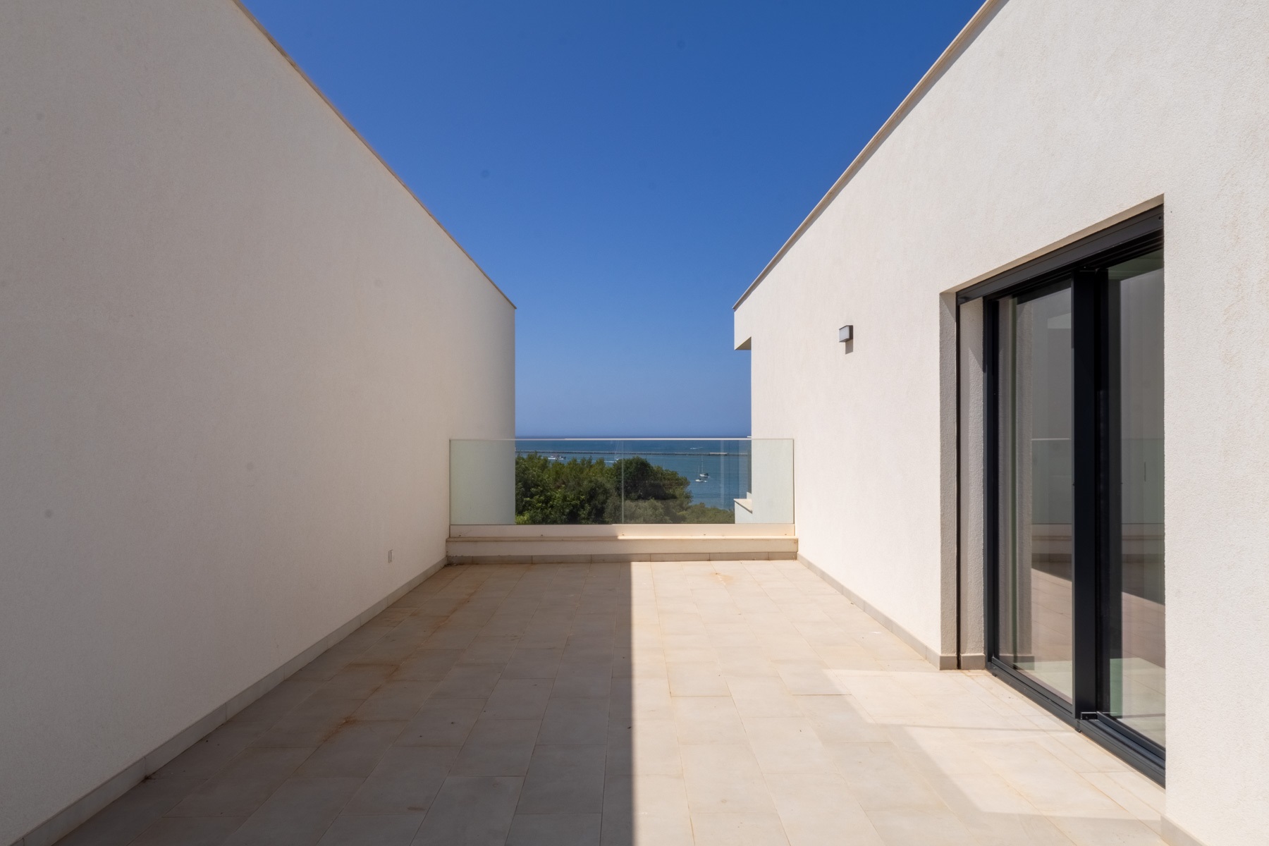  Semi-detached house, 5 bedrooms, for Sale - 物件實景