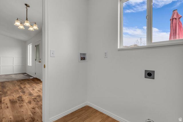 West Jordan, Utah, 84081, United States, 4 Bedrooms Bedrooms, ,3 BathroomsBathrooms,Residential,For Sale,2008795