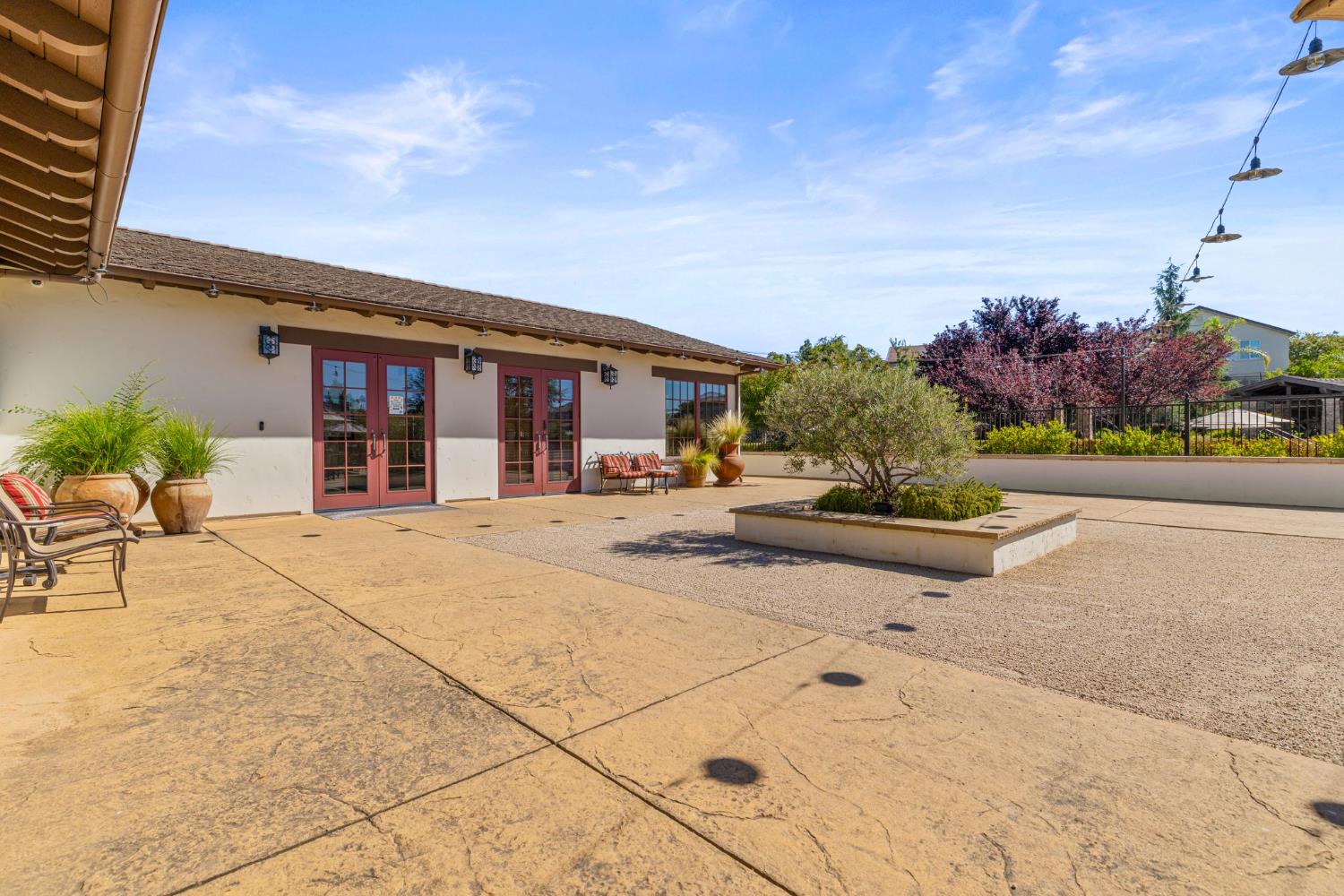 El Dorado Hills, California, 95762, United States, 4 Bedrooms Bedrooms, ,3 BathroomsBathrooms,Residential,For Sale,1925996