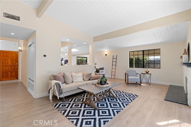 Fullerton, California, 92831, United States, 3 Bedrooms Bedrooms, ,2 BathroomsBathrooms,Residential,For Sale,1975217