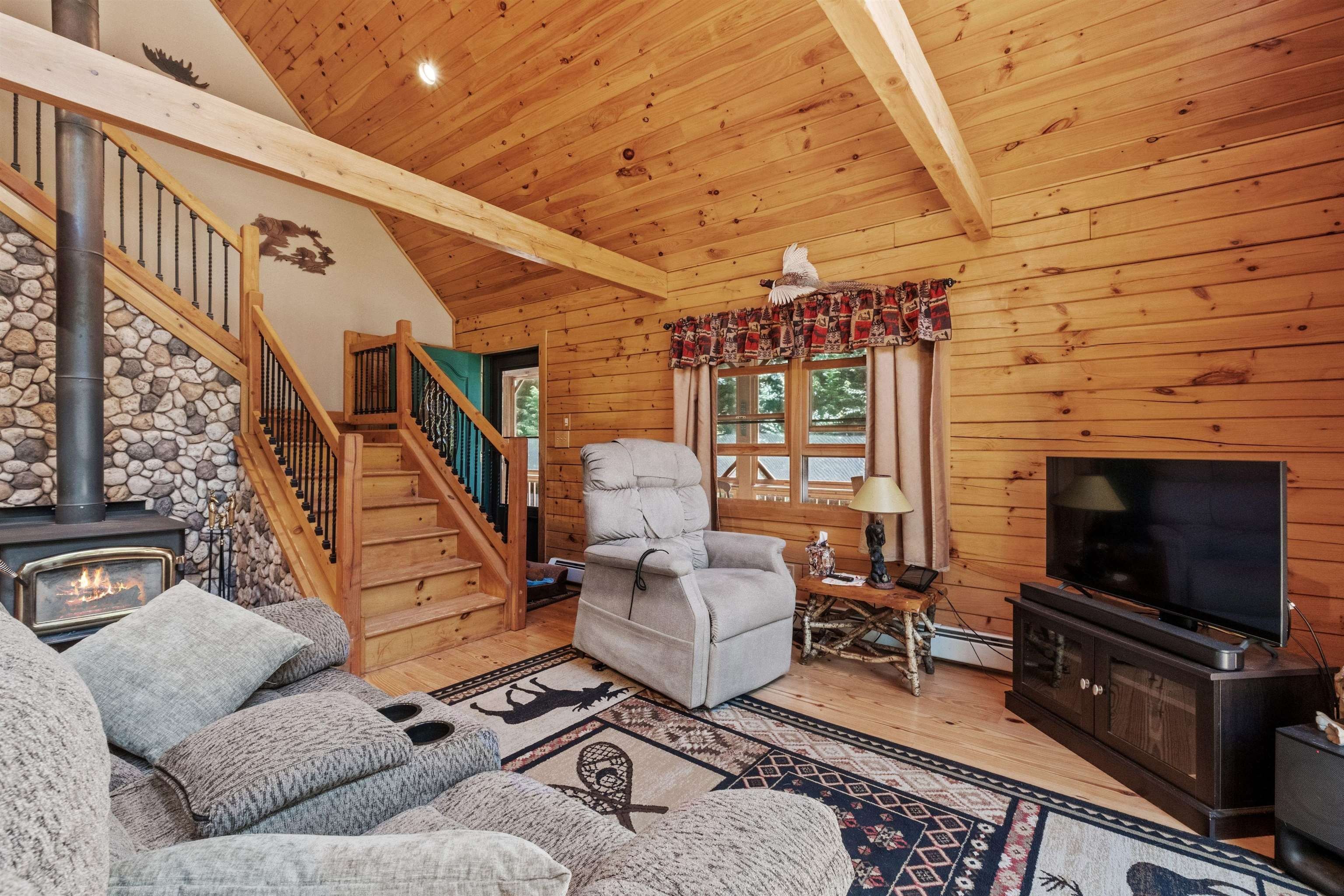 Thornton, New Hampshire, 03285, United States, 3 Bedrooms Bedrooms, ,1 BathroomBathrooms,Residential,For Sale,1974699