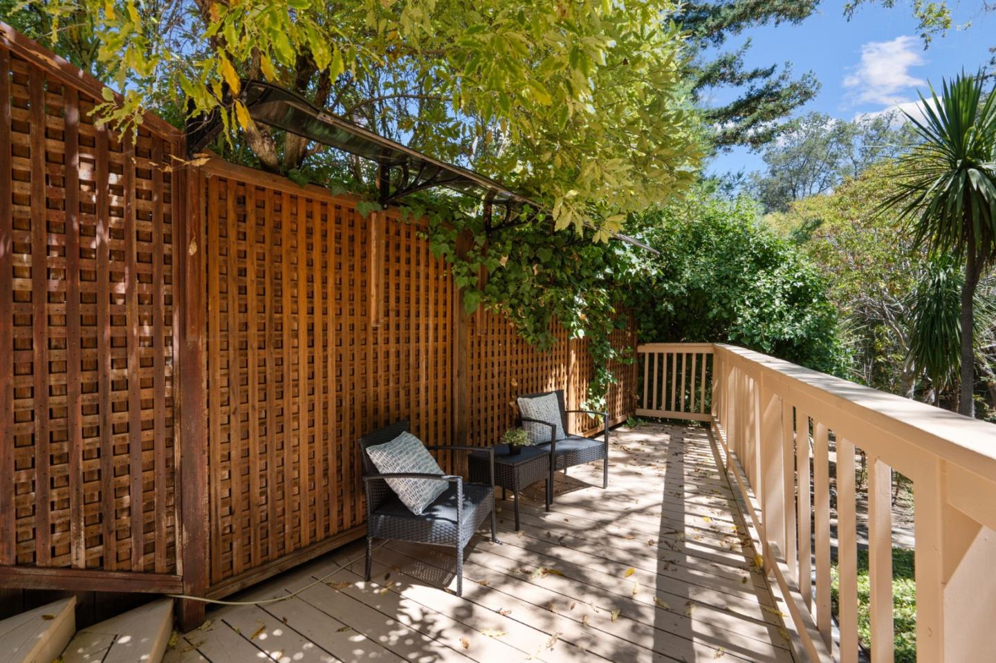 Los Altos, California, 94024, United States, 3 Bedrooms Bedrooms, ,2 BathroomsBathrooms,Residential,For Sale,1925689