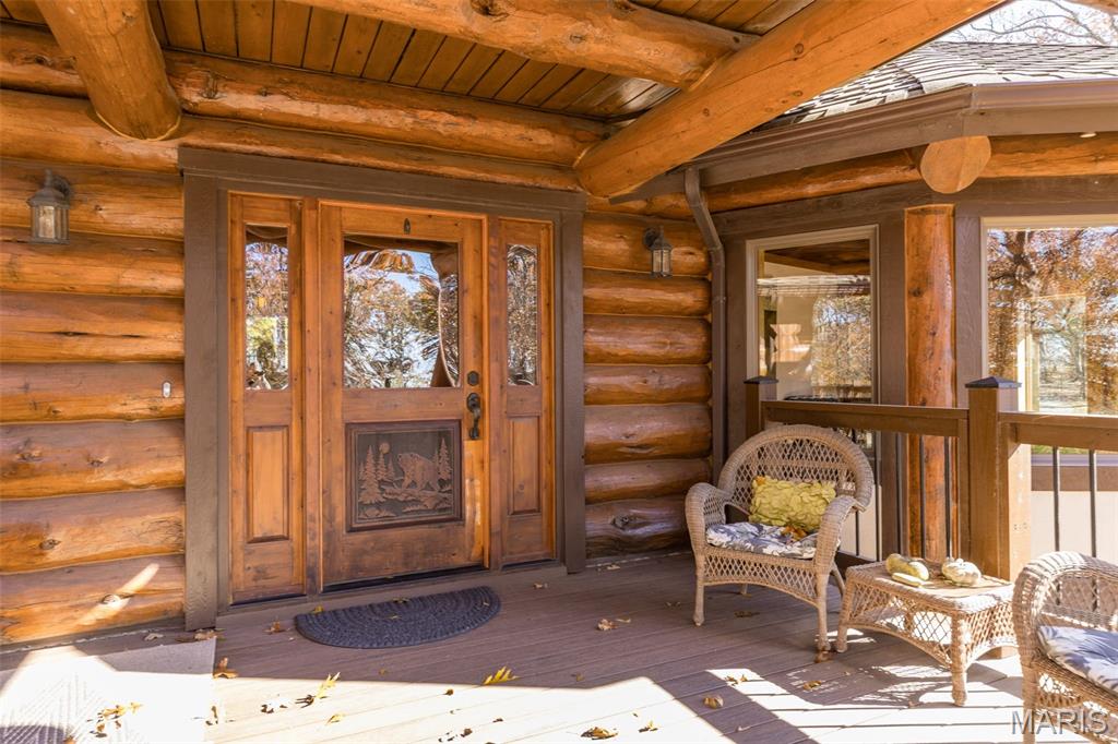 Farmington, Missouri, 63640, United States, 3 Bedrooms Bedrooms, ,4 BathroomsBathrooms,Residential,For Sale,1991980