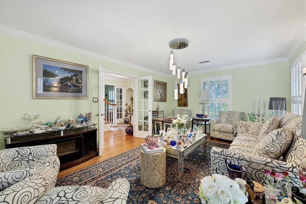 Tampa, Florida, 33629, United States, 4 Bedrooms Bedrooms, ,3 BathroomsBathrooms,Residential,For Sale,1885727