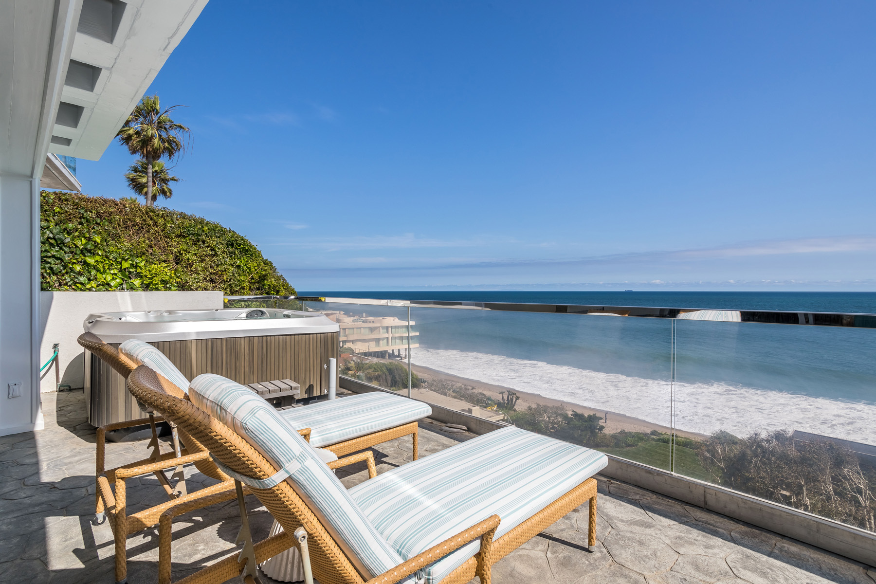  31658 Broad Beach Rd - 物件實景