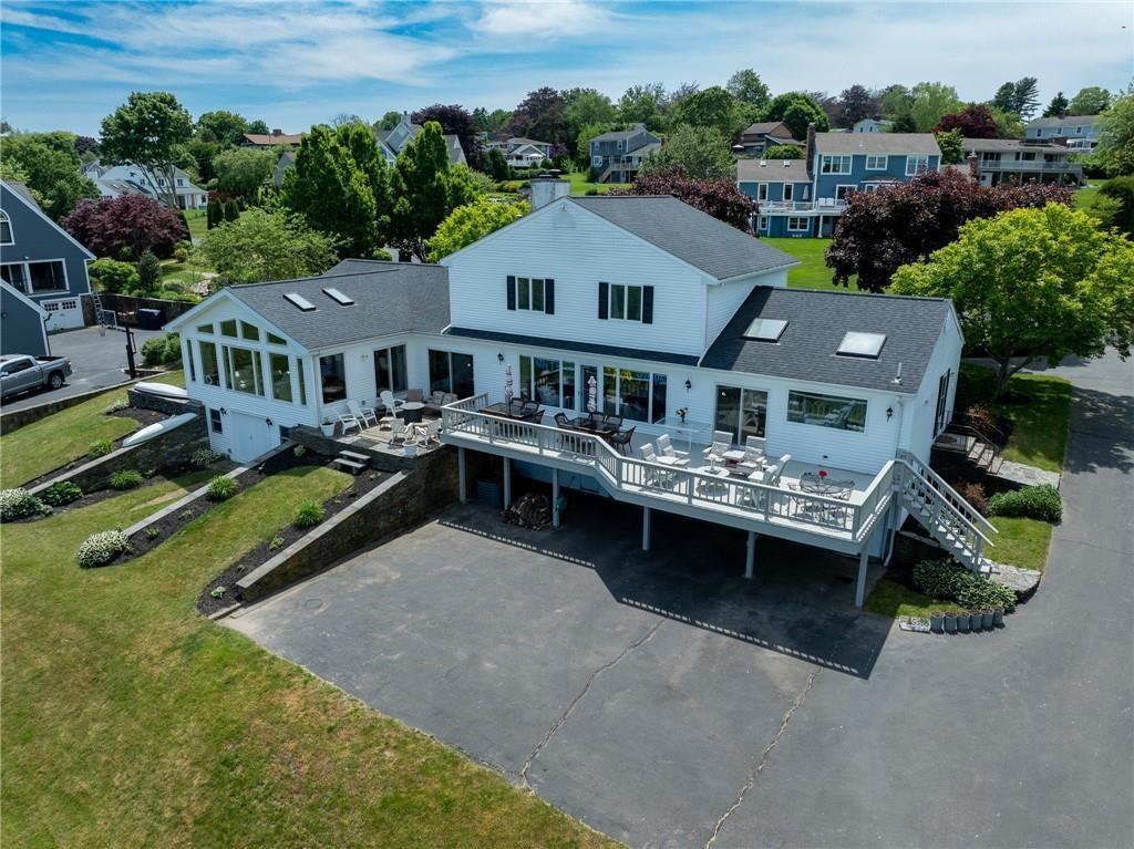 Portsmouth, Rhode Island, 02871, United States, 4 Bedrooms Bedrooms, ,5 BathroomsBathrooms,Residential,For Sale,1909701