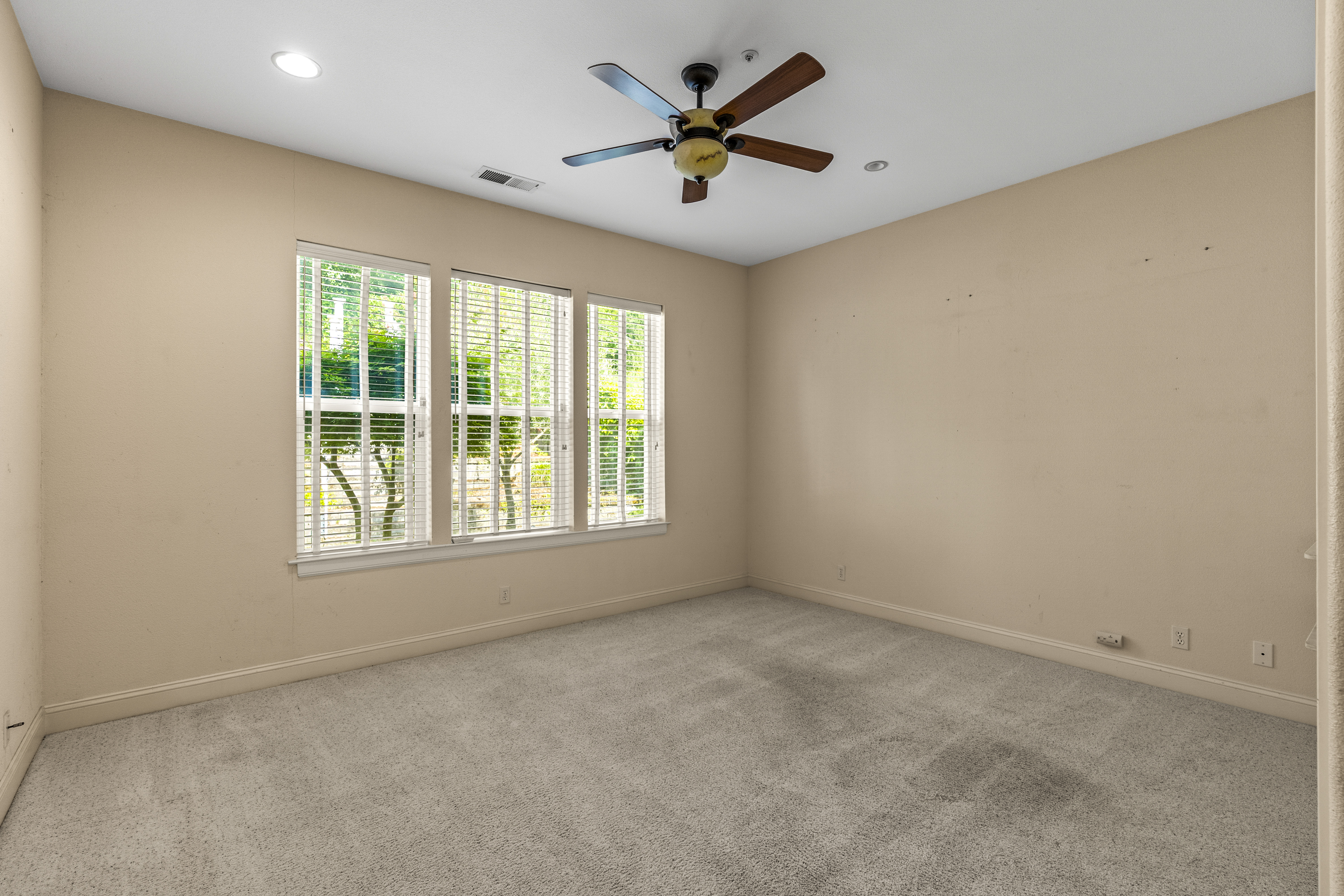  382 Lakeview Avenue Napa CA 94559 - 物件實景