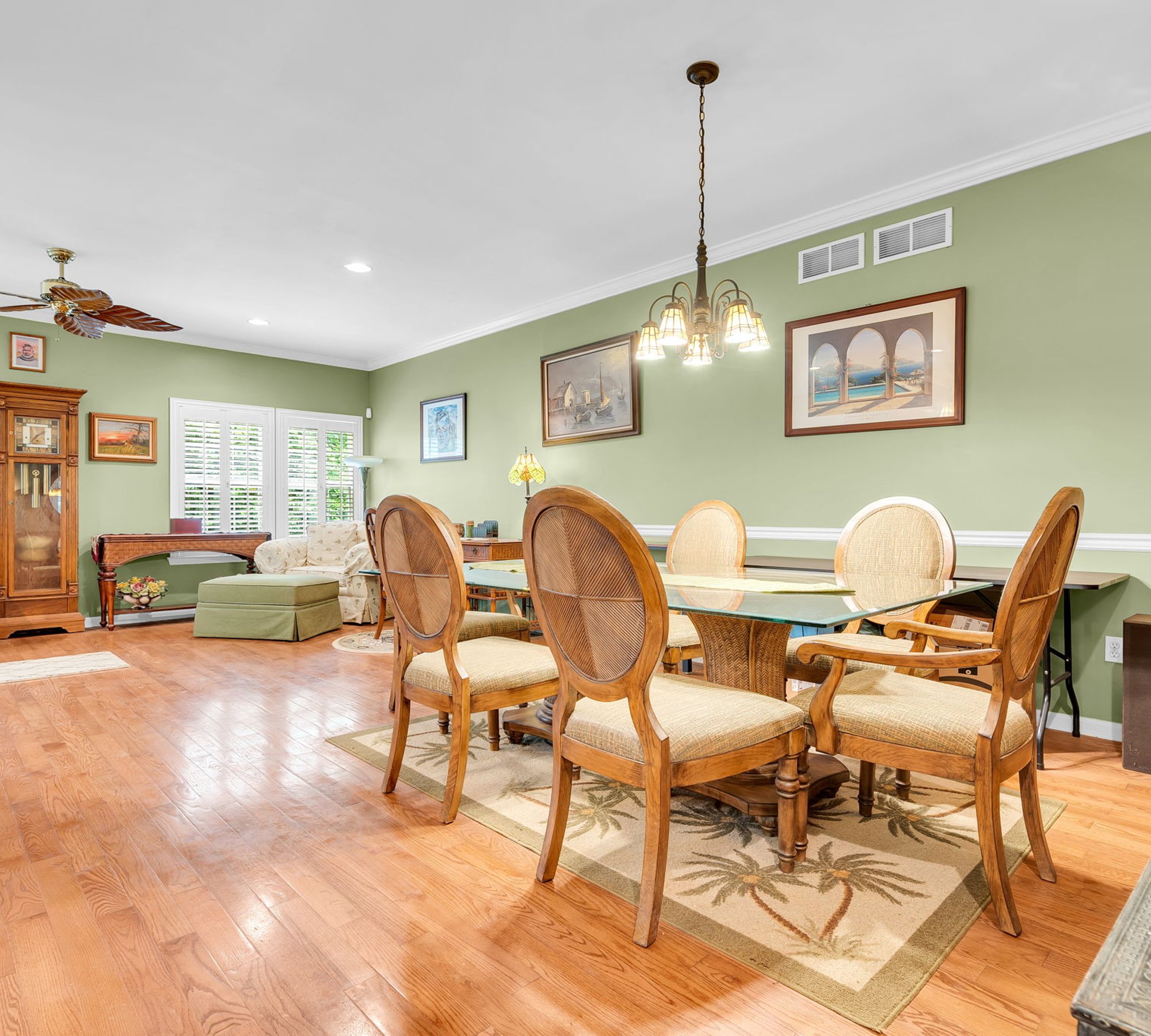  Desirable Ocean Gate Townhouse - 物件實景