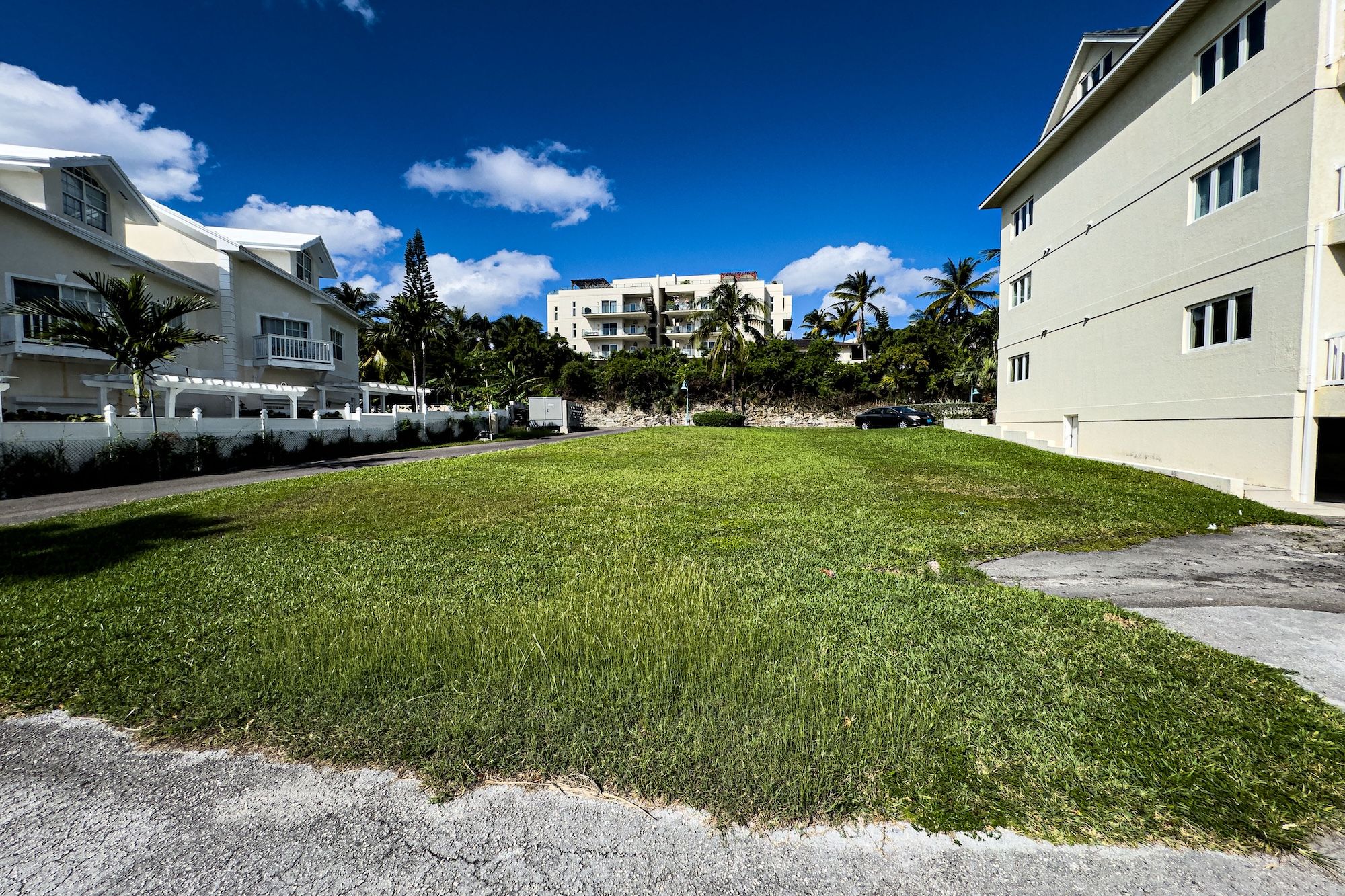 Harbour Colony Multifamily Lot - 物件實景