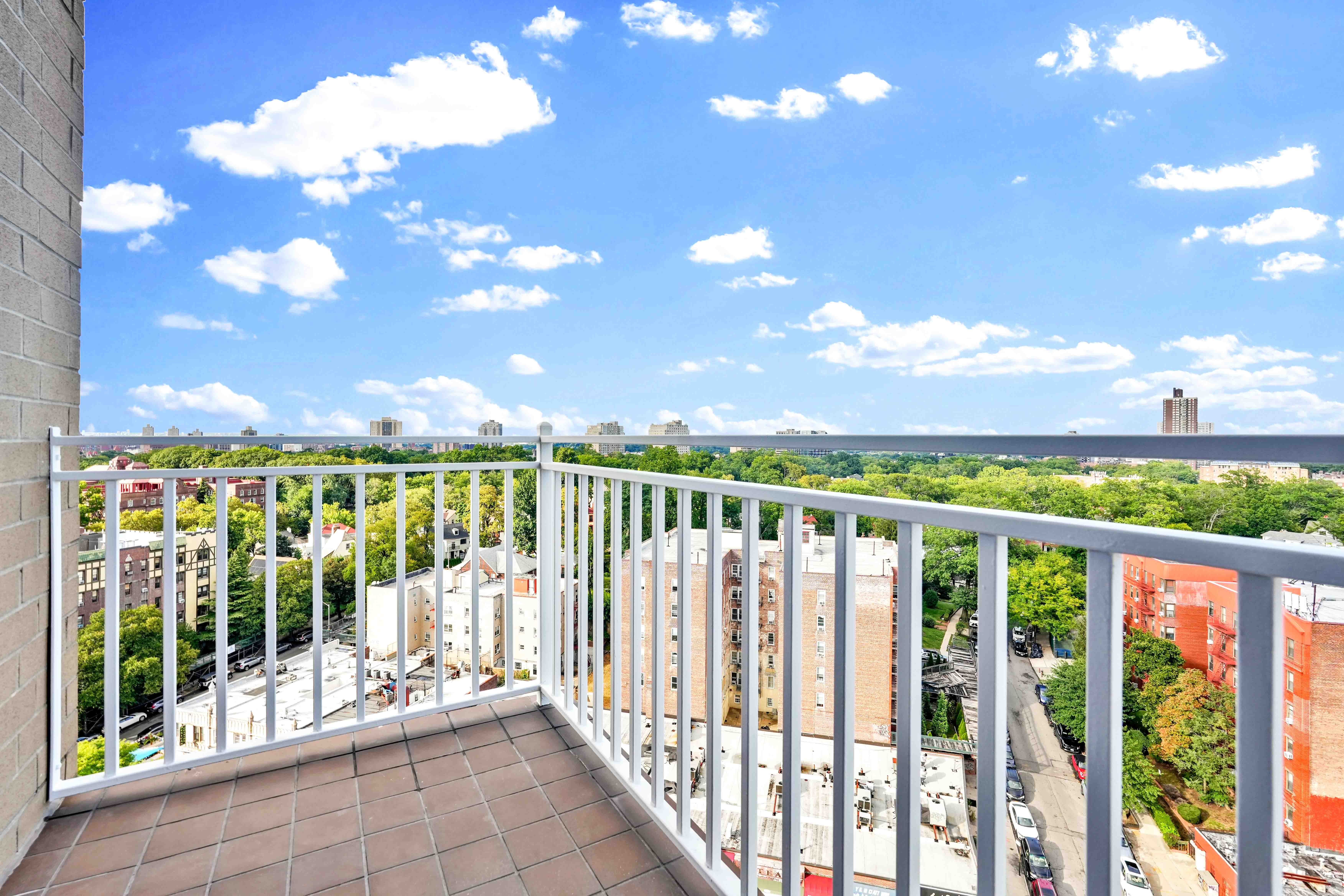  11624 Grosvenor Lane #15A, Kew Gardens, NY, 11418 - 物件實景