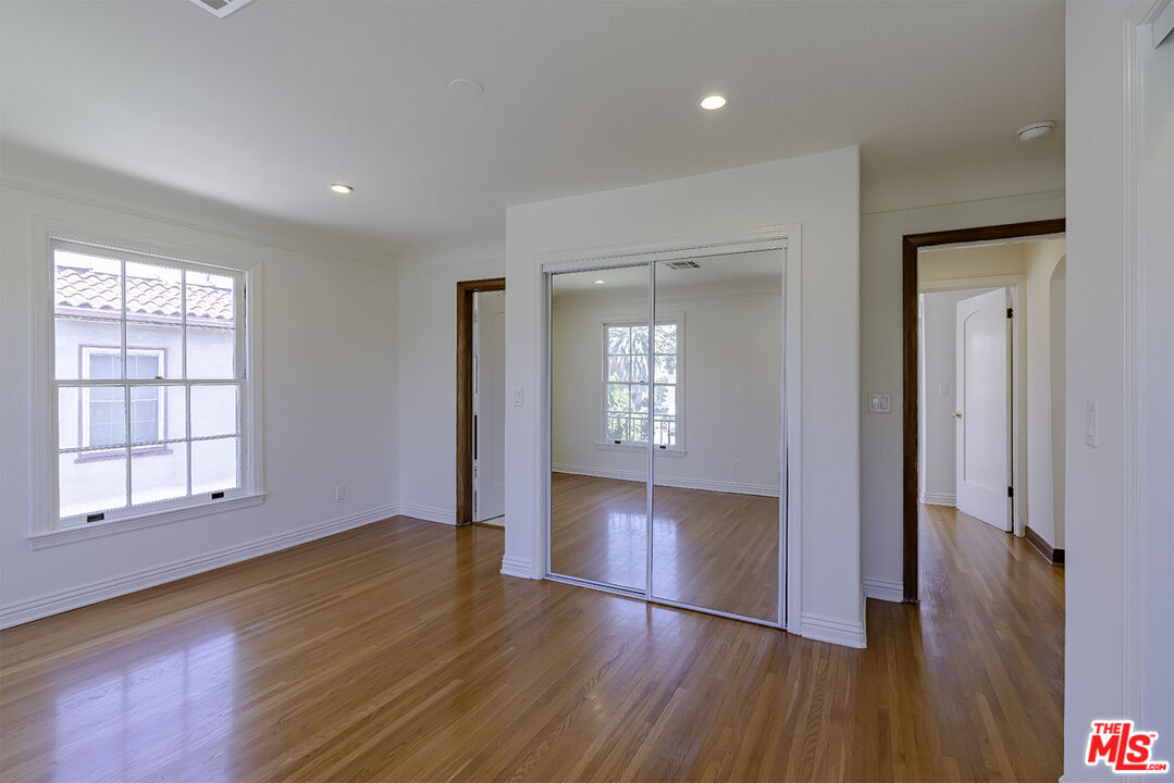 1232 Westchester Pl, Los Angeles, California, 90019, United States, 5 Bedrooms Bedrooms, ,5 BathroomsBathrooms,Residential,For Sale,1232 Westchester Pl,1662622