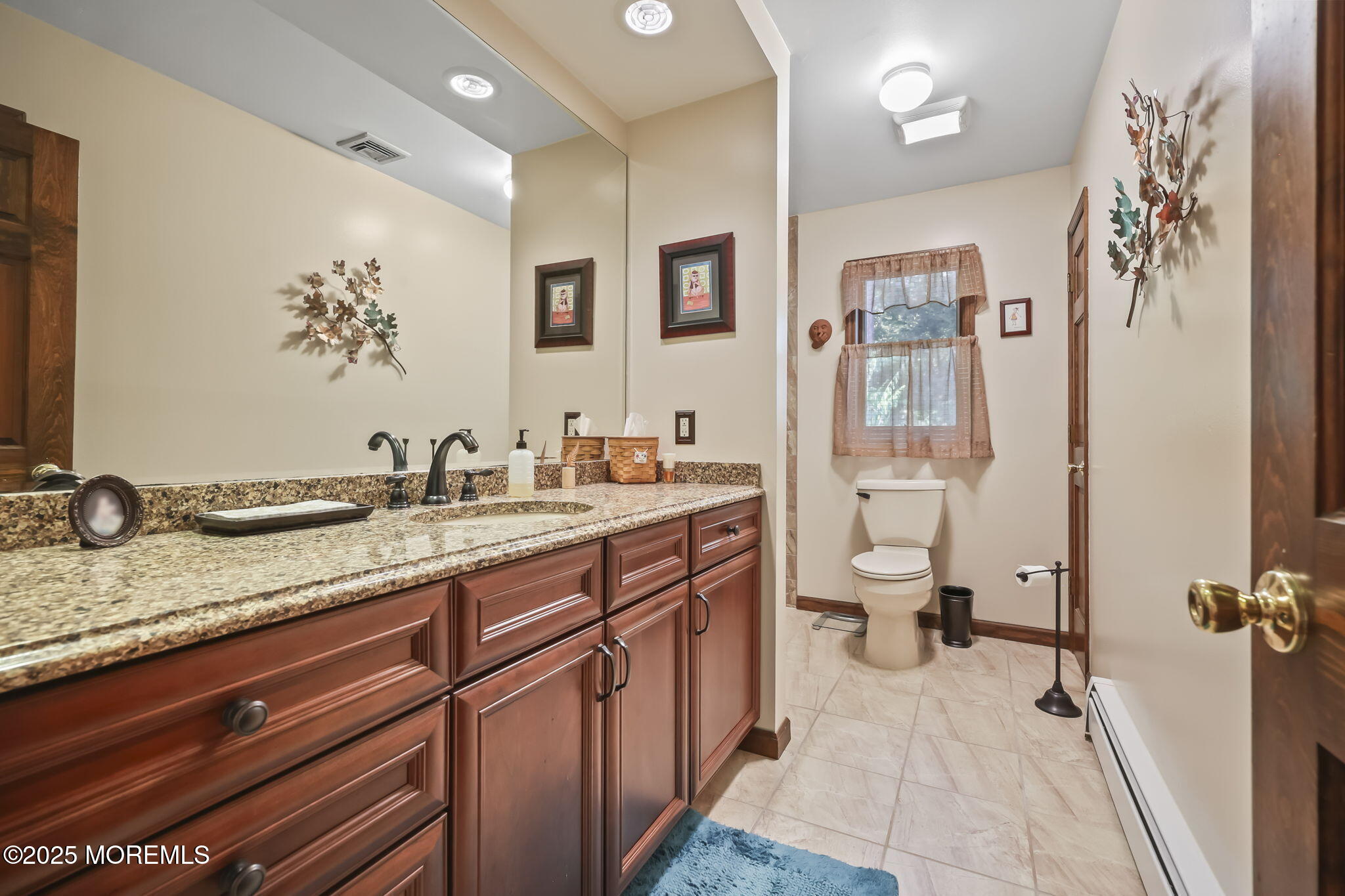 Manalapan, New Jersey, 07726, United States, 3 Bedrooms Bedrooms, ,3 BathroomsBathrooms,Residential,For Sale,1940205