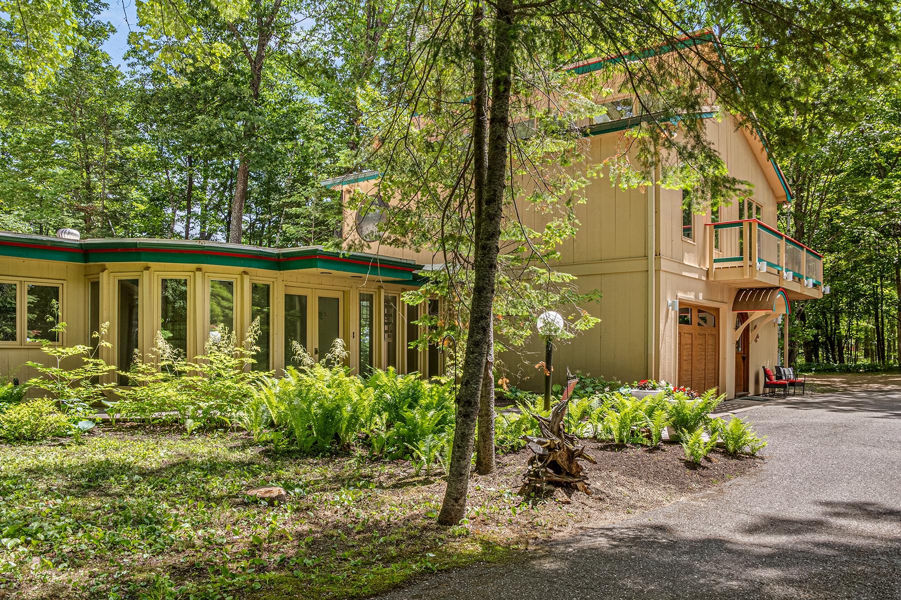 Manitowish Waters, Wisconsin, 54545, United States, 4 Bedrooms Bedrooms, ,3 BathroomsBathrooms,Residential,For Sale,1974750