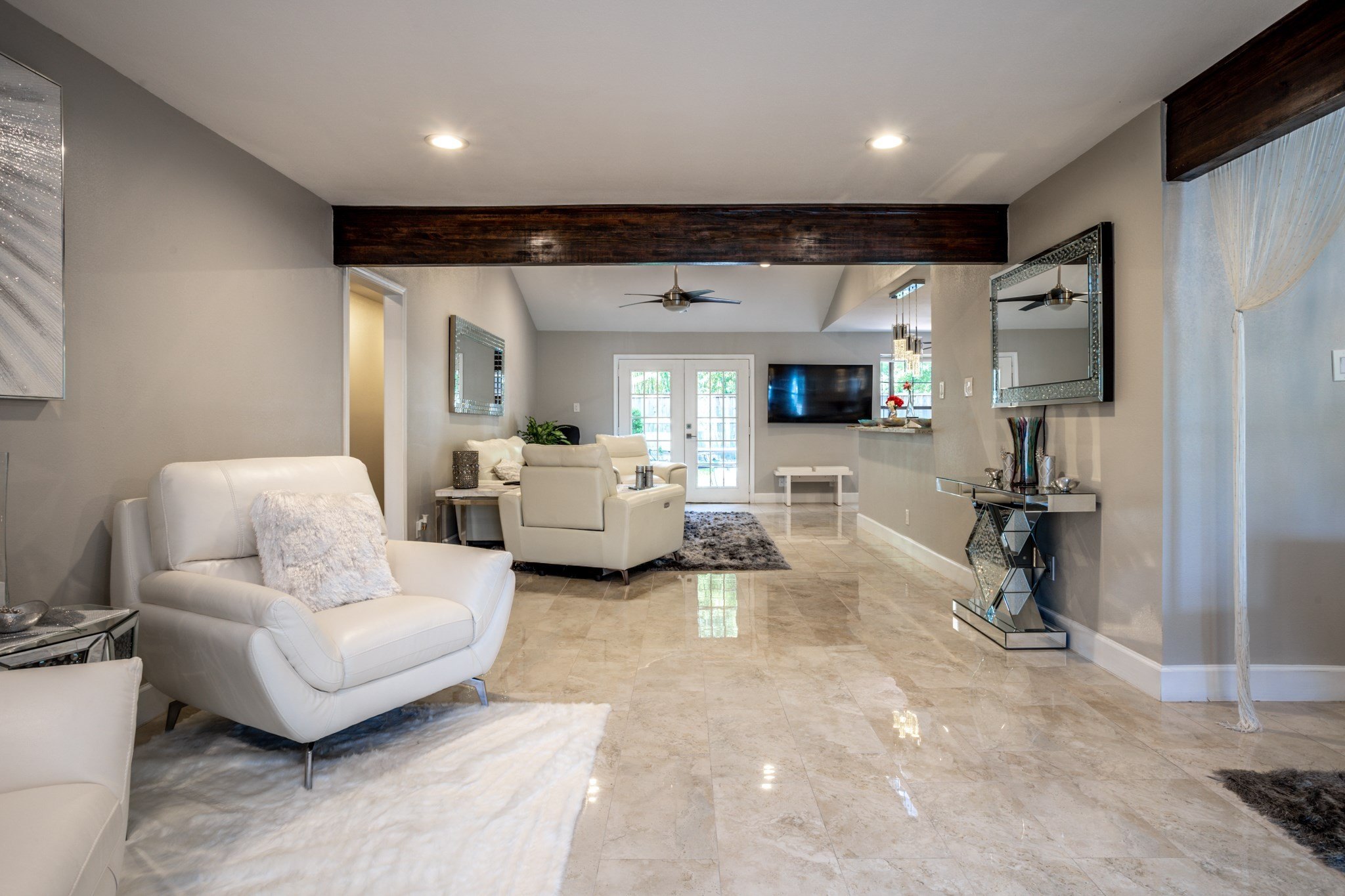 Houston, Texas, 77024, United States, 3 Bedrooms Bedrooms, ,2 BathroomsBathrooms,Residential,For Sale,2048860