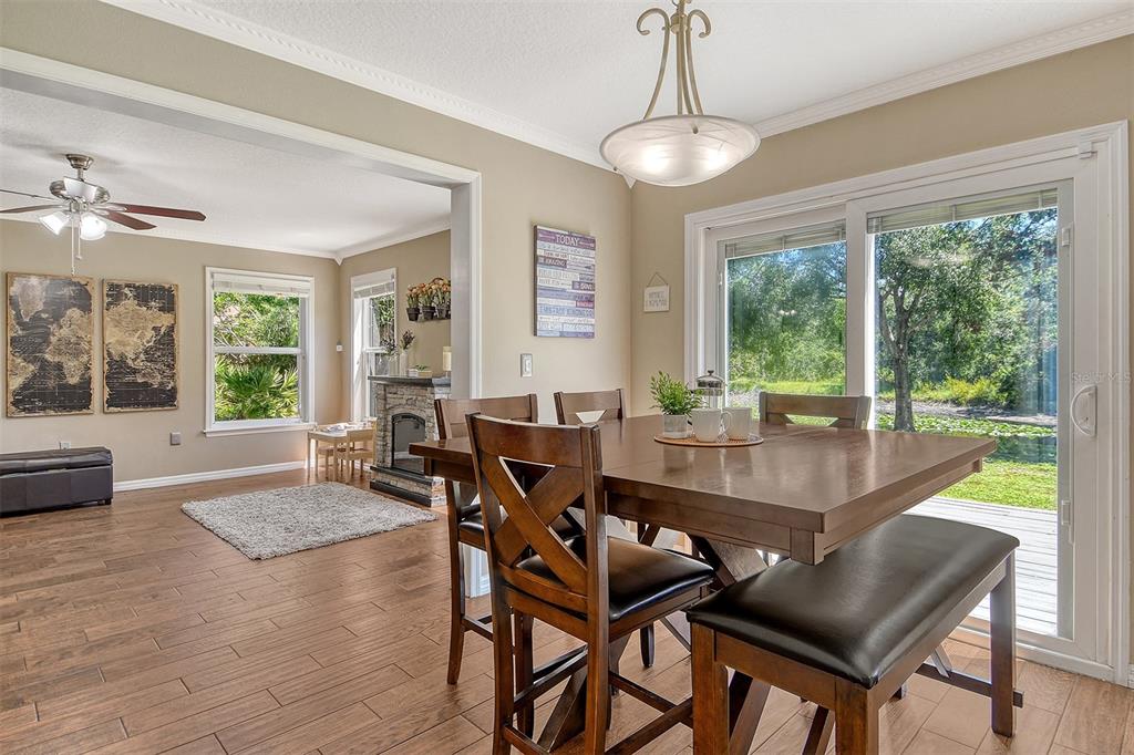 Bradenton, Florida, 34212, United States, 3 Bedrooms Bedrooms, ,3 BathroomsBathrooms,Residential,For Sale,1903405