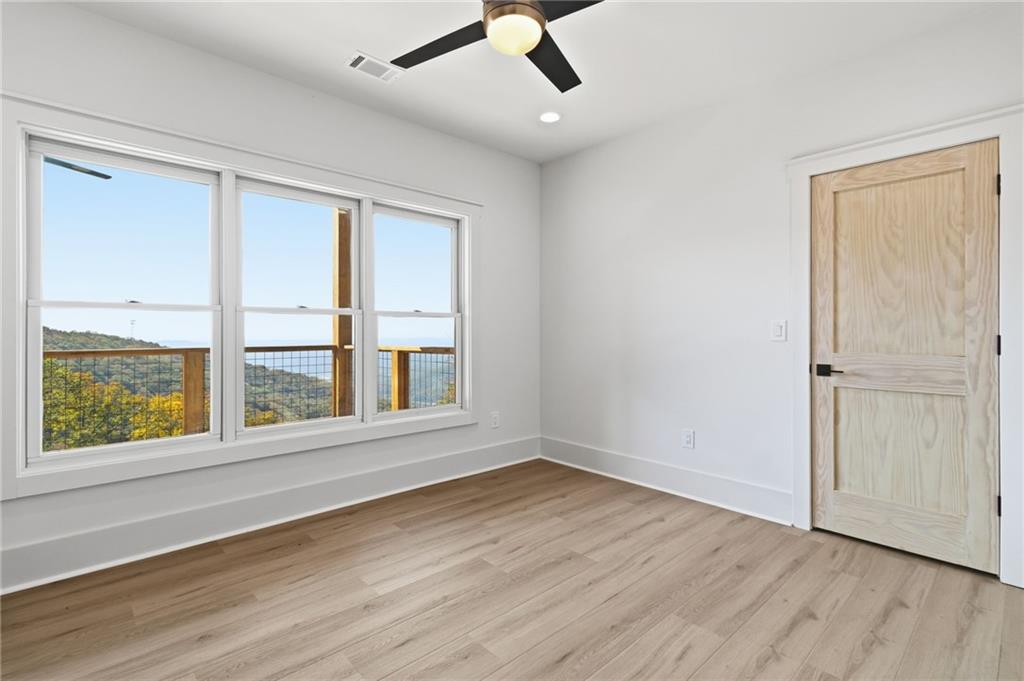 Jasper, Georgia, 30143, United States, 4 Bedrooms Bedrooms, ,5 BathroomsBathrooms,Residential,For Sale,1976069