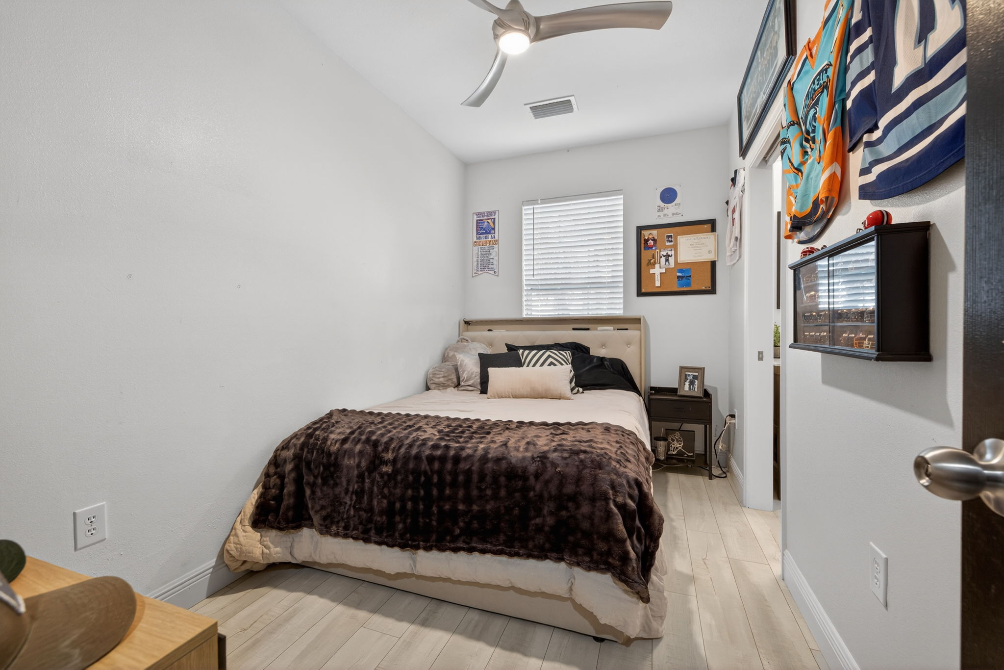 Tampa, Florida, 33615, United States, 4 Bedrooms Bedrooms, ,4 BathroomsBathrooms,Residential,For Sale,2005778