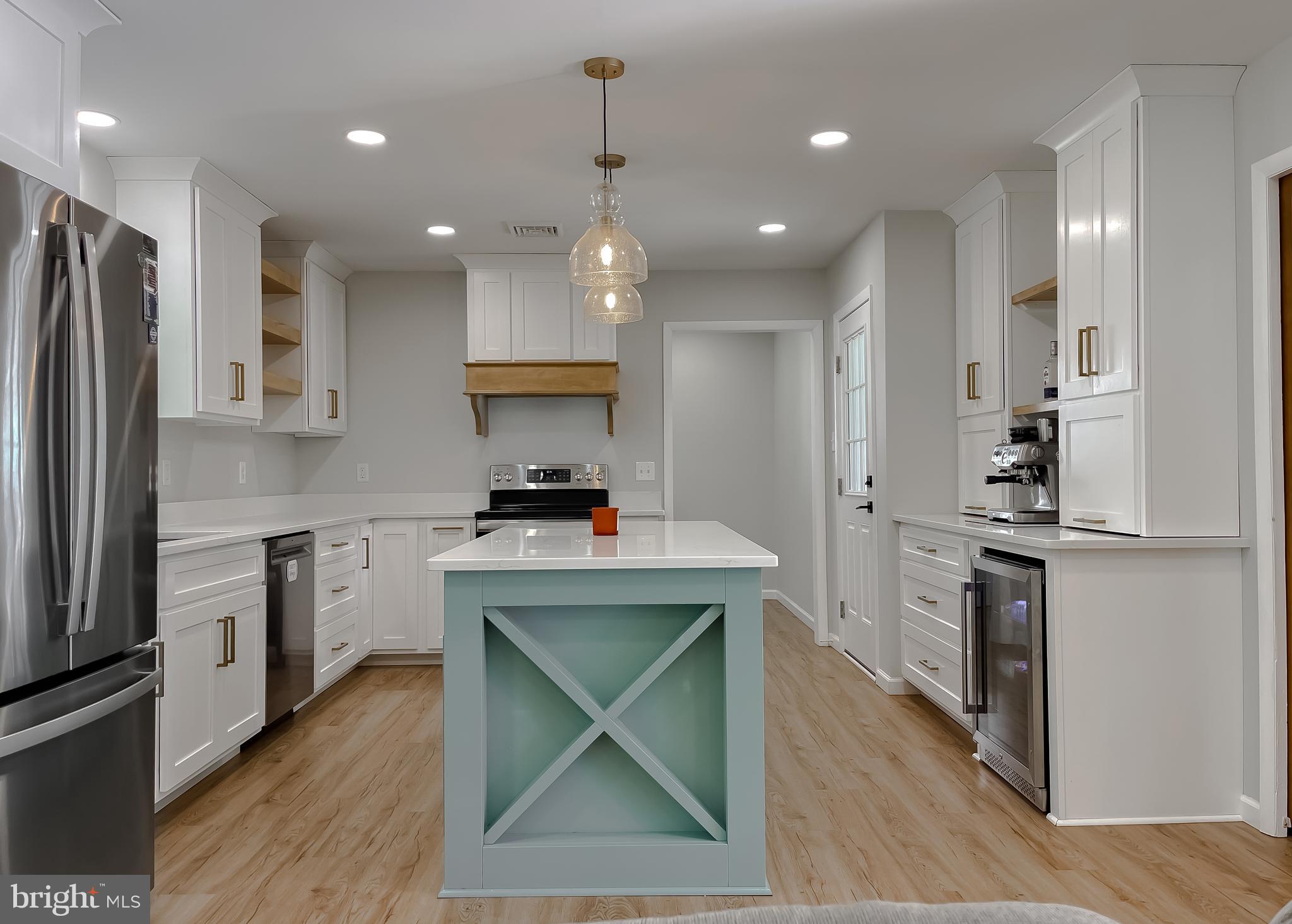 Hollywood, Maryland, 20636, United States, 3 Bedrooms Bedrooms, ,2 BathroomsBathrooms,Residential,For Sale,1978416