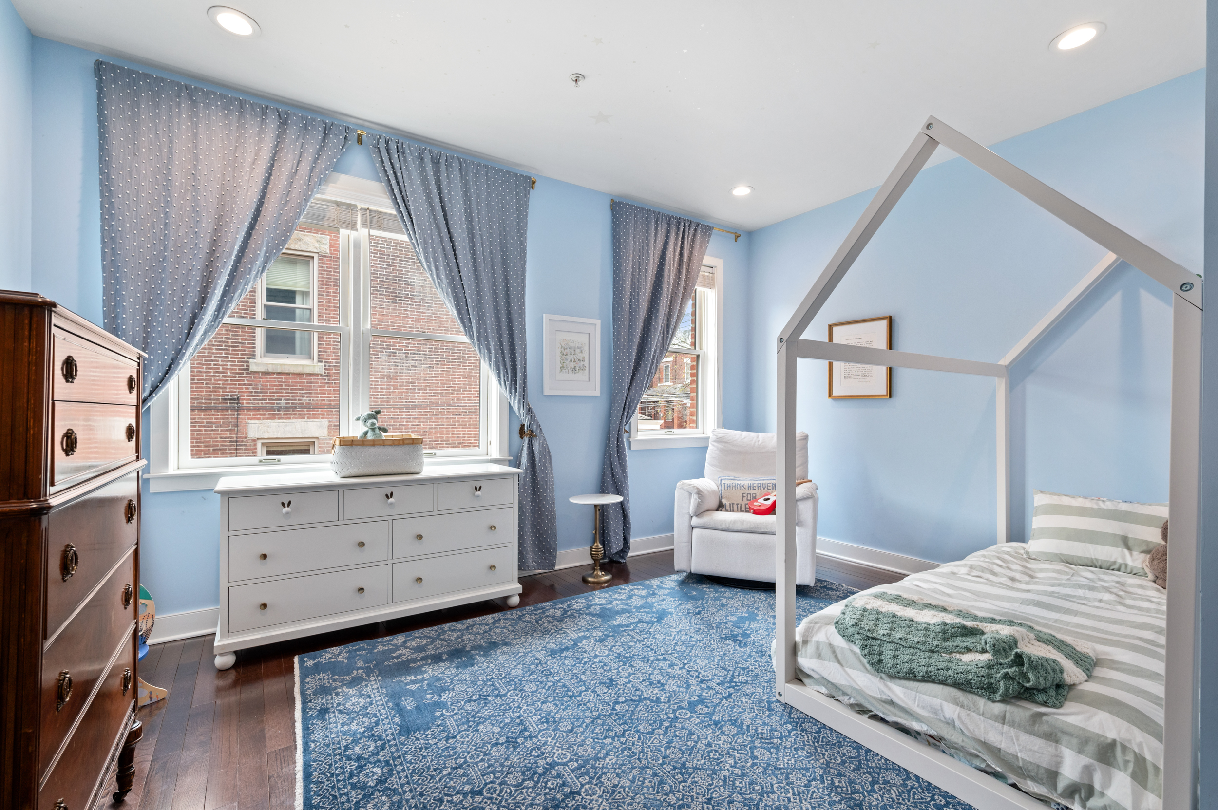  4059 Saint Johns Way, Pittsburgh, PA 15201 - 物件實景