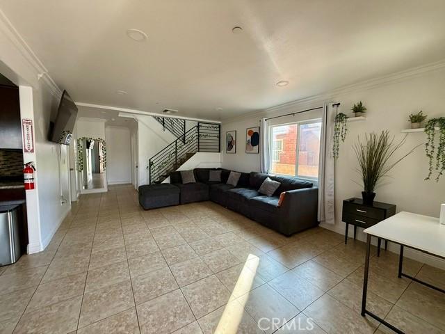 Inglewood, California, 90303, United States, ,Residential,For Sale,1974982