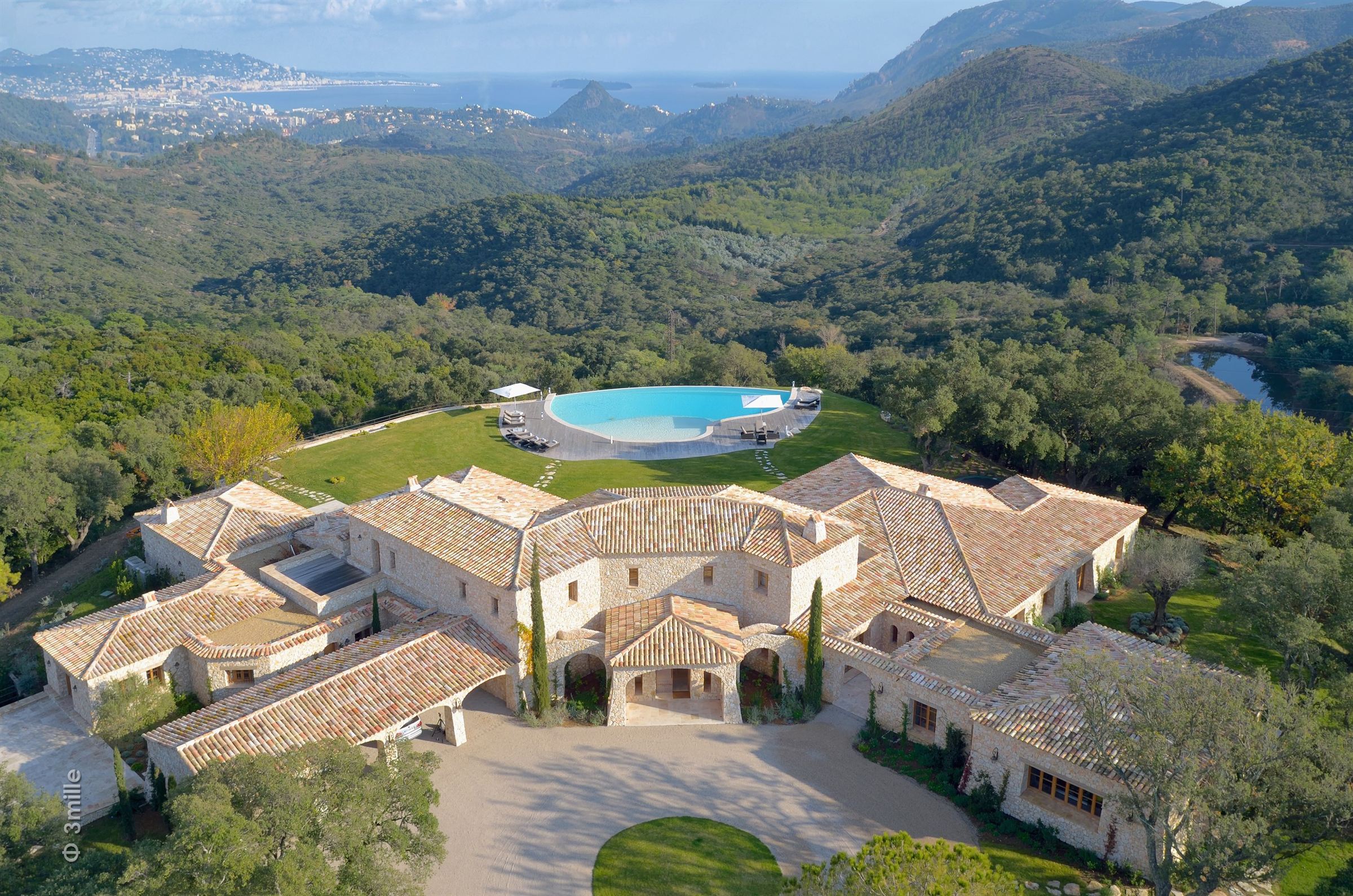  Exceptional Provençal estate for sale in the French Riviera with sea views, 30 … - 物件實景