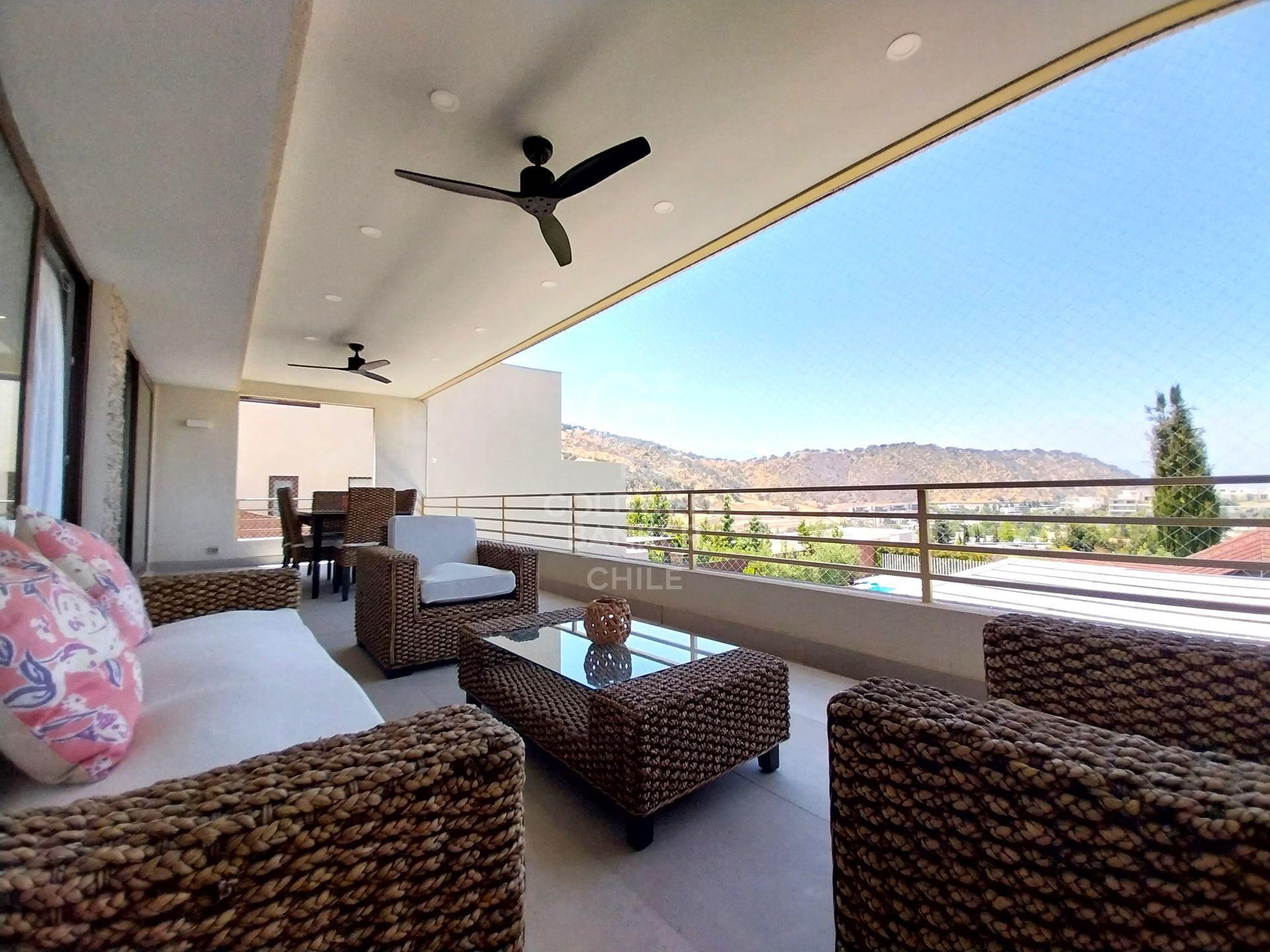 Lo Barnechea, Chile, 5 Bedrooms Bedrooms, ,5 BathroomsBathrooms,Residential,For Sale,1883706