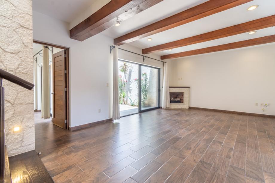 San Miguel de Allende, Guanajuato, 37774, Mexico, 3 Bedrooms Bedrooms, ,3 BathroomsBathrooms,Residential,For Sale,1859638
